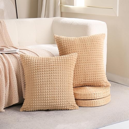 Miniatura 10 de Juego de 2 fundas de almohada decorativas de color verde oscuro de 16 x 16 pulgadas, fundas de almohada de franela de felpa súper suave, esponjosas