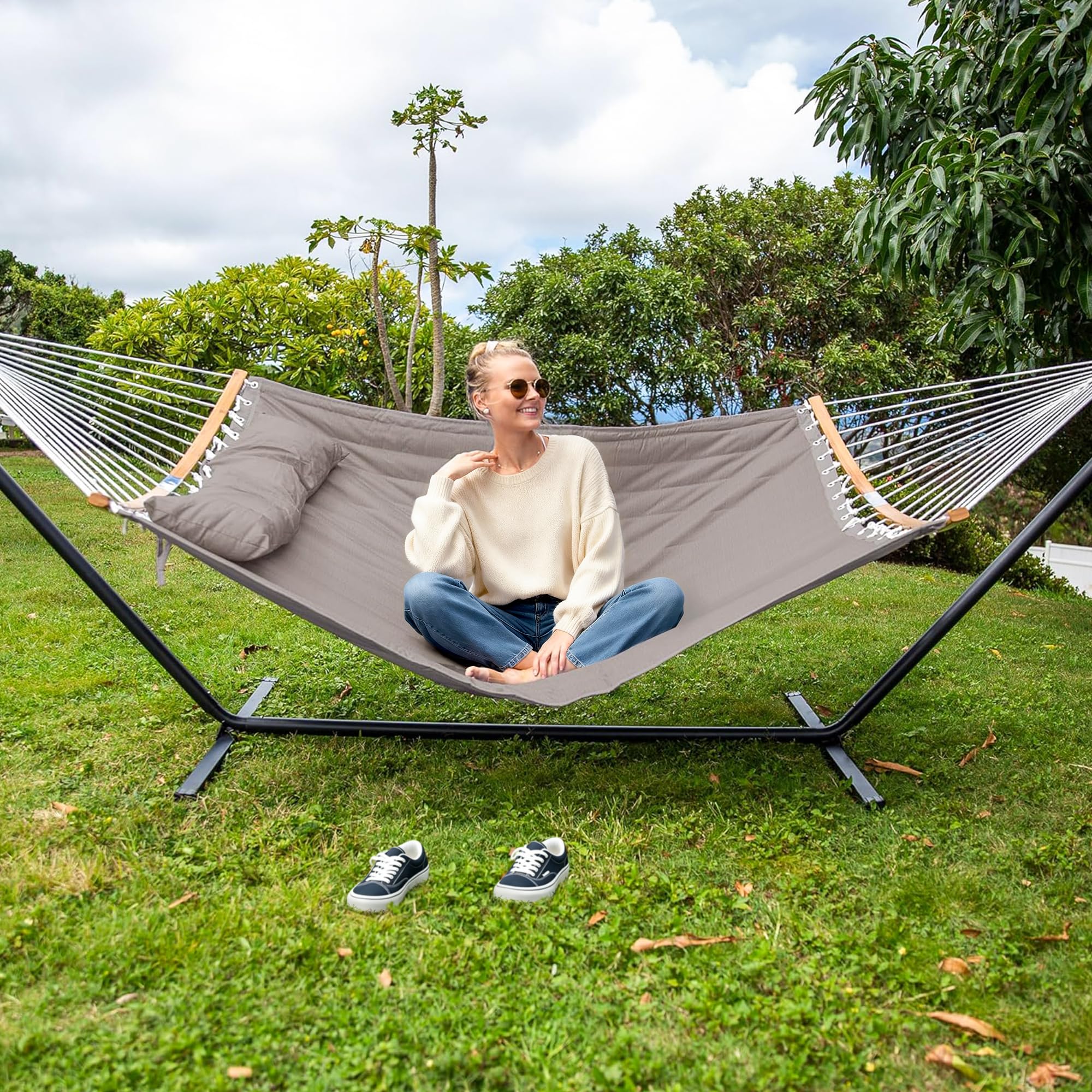 SUNCREAT Hammocks Portable Hammock with Frame, Backyard Double Hammock with Curved Spreader Bar, Brown