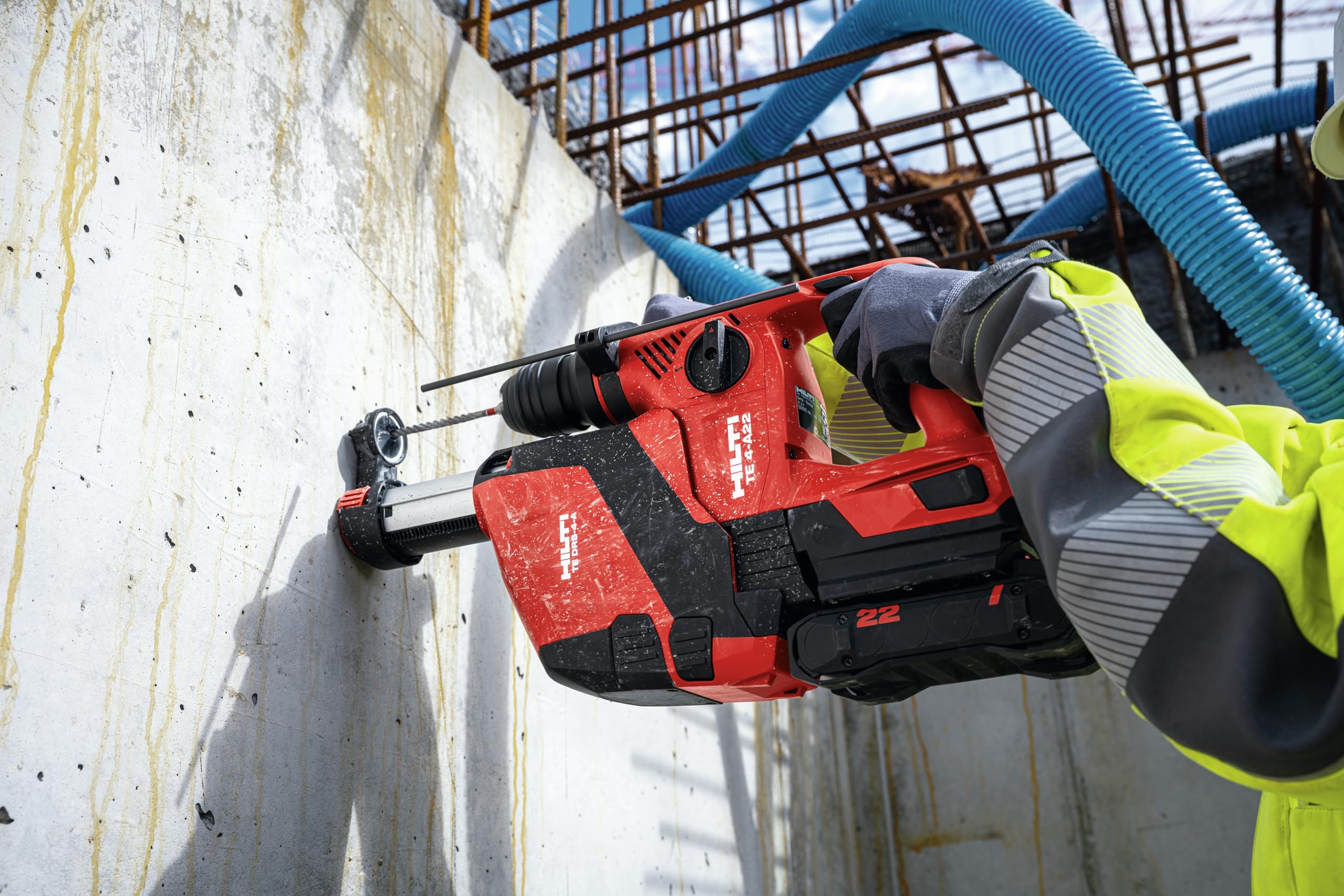 Hilti NEW 2422140 Kit Martillo perforador TE 4-A22 + 2 baterías B 22/4.0 + cargador C 4/36-350 (Taladrado, atornillador y perforación. Con percusión. Peso: 3,3 kg. Con maletín)
