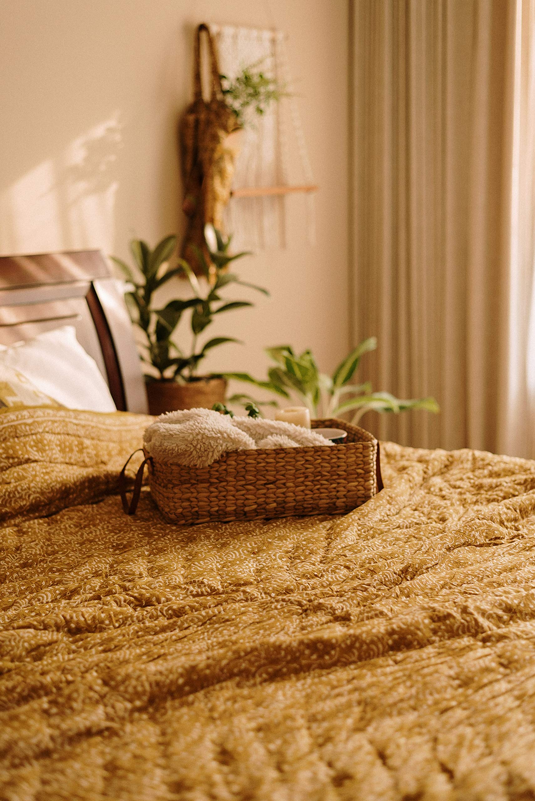 Raamaé - Zaal Hand Block Printed Quilt - Indian Bedspread - Reversible, Premium Cotton Muslin(Mulmul) Quilt - Mustard - 90''x108''