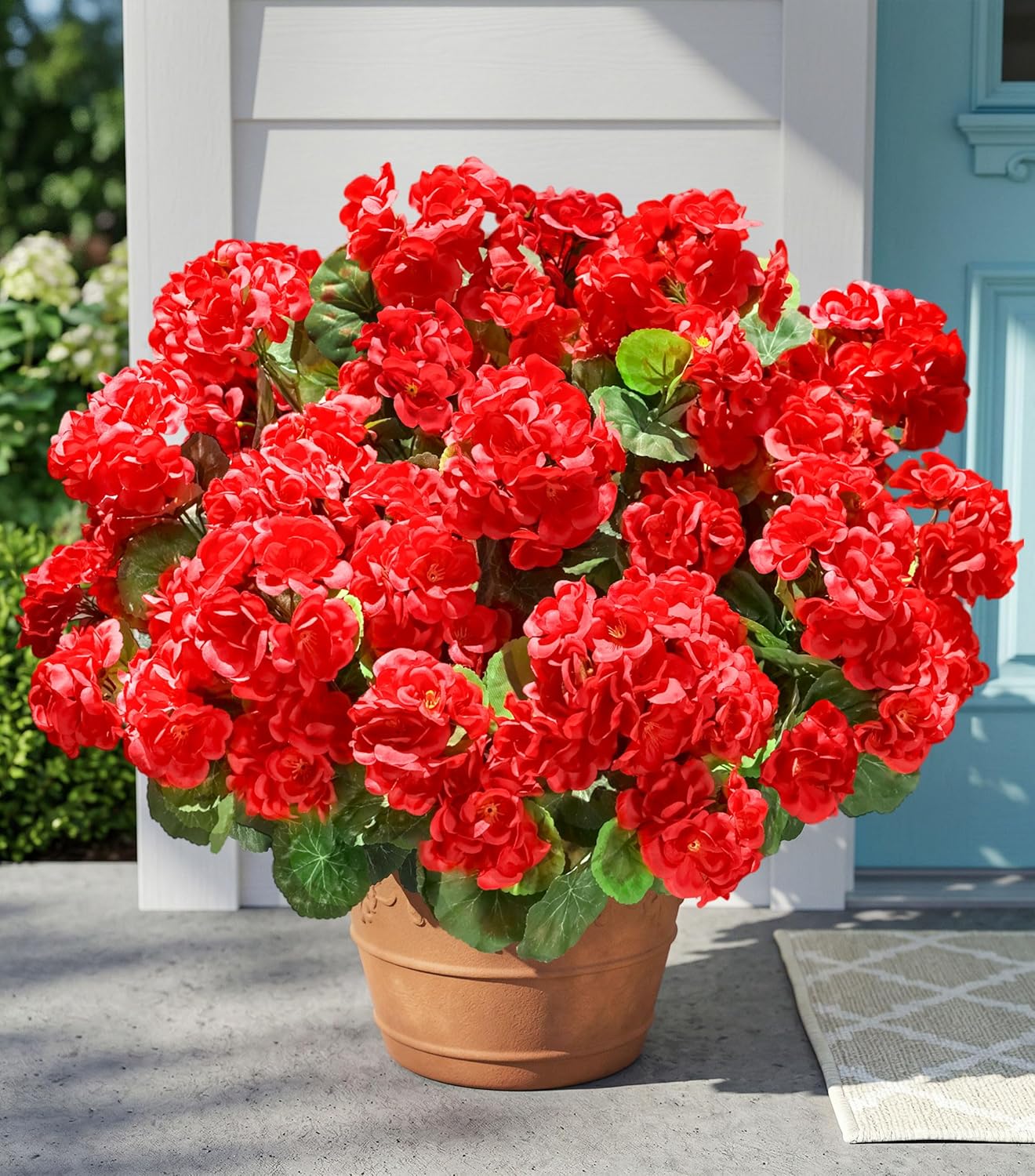 Fake Geraniums Artificial Flowers for Outdoors Outside, 6 Bundles Red Silk Geraniums Fake Flowers Plants Realistic UV Resistant Faux Flowers for Outdoor Planters Garden Balcony Yard Porch Indoor Decor