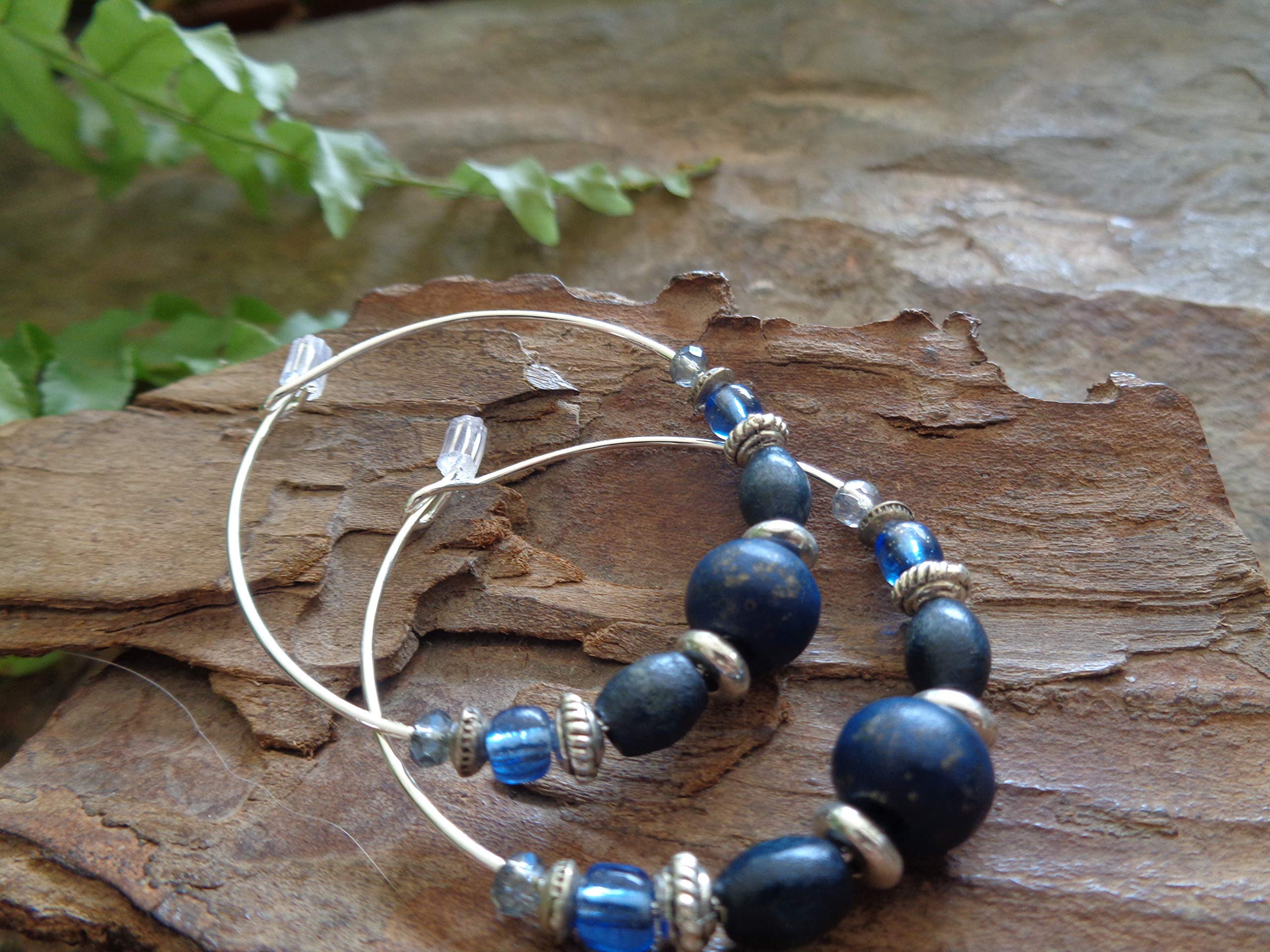 ⊹⊱✿ JEANS BLUE CRYSTAL - GLASS - WOOD HOOP ✿⊰⊹ boucles d'oreilles uniques et légères faites d'un grand mélange de matières en bleu