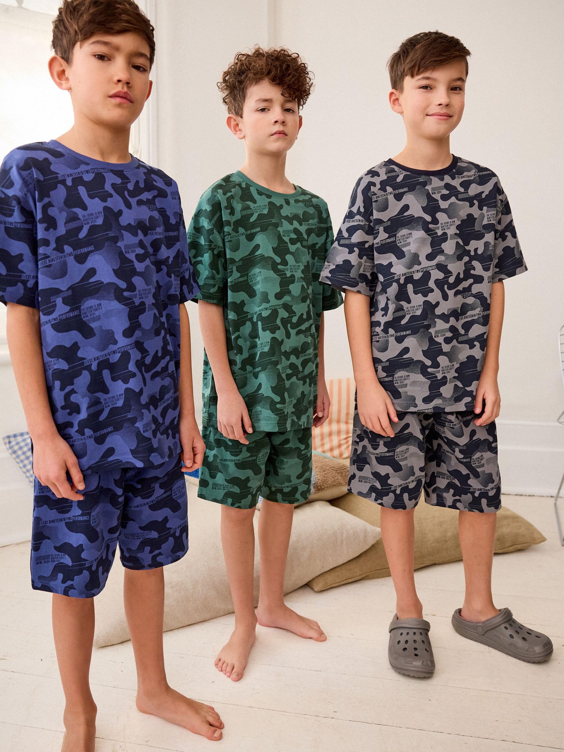 NEXT Ragazzo Confezione da 3 Pigiami Corti in 100% Cotone