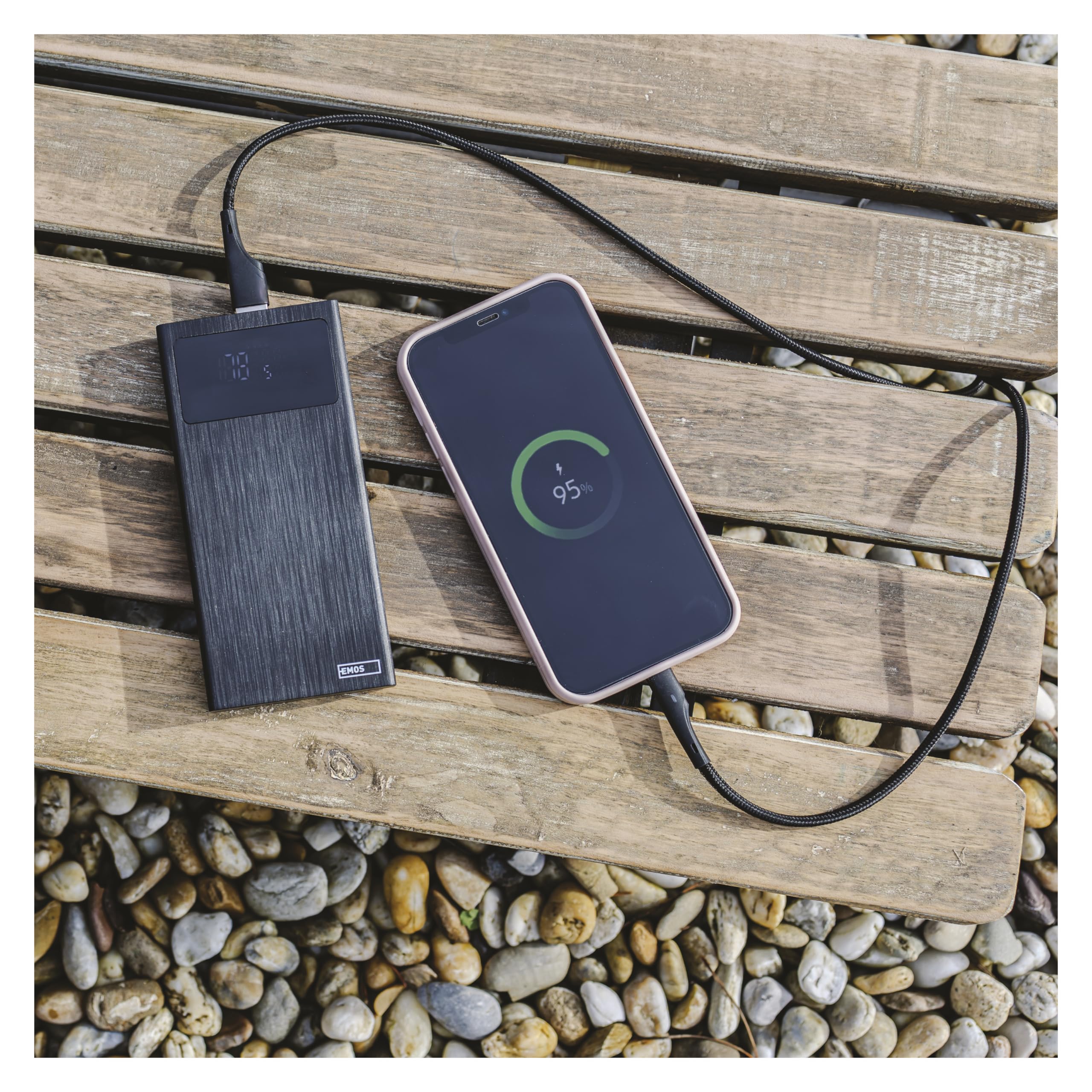 EMOS - Power Bank 20.000 mAh, ricarica rapida da 22,5 W, con display e pass-through, 3 uscite, per smartphone, tablet e dispositivi mobili, cavo USB-C incluso - Nero