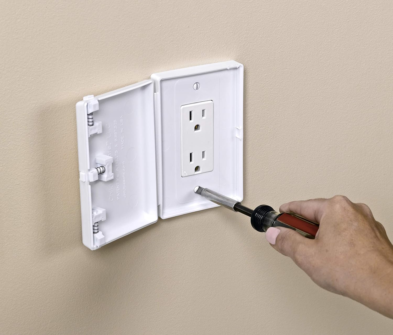 Baby Toddler Pet Wall Outlet Cover for Modern Decora Leviton Legrand Wide Style, Electrical Safety Guard for Home and Business, Made in USA (White, 2 Count)