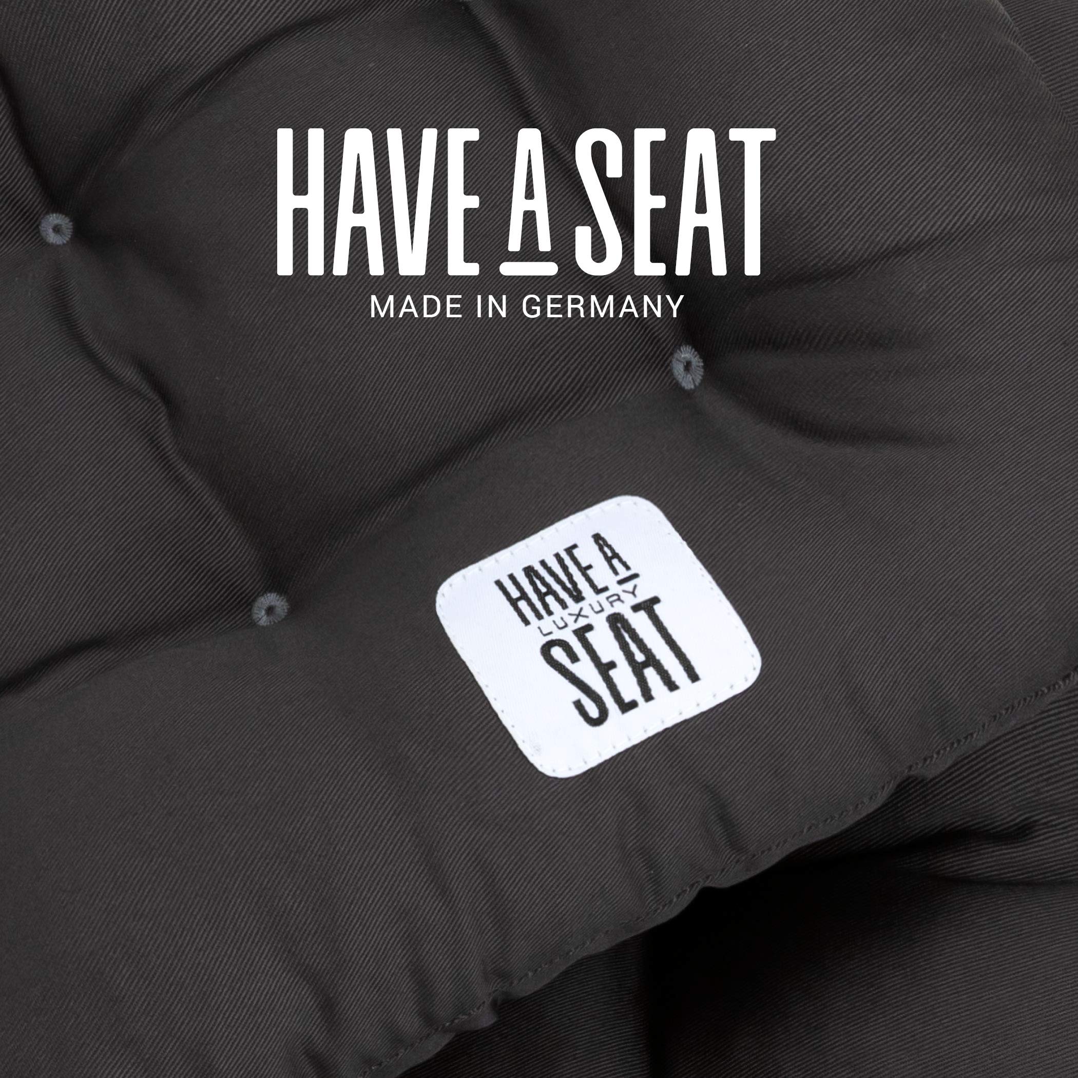 HAVE A SEAT Luxury | poduszka do siedzenia 40 x 35 cm – wygodna poduszka do siedzenia do krzeseł składanych – nadaje się do prania w temperaturze do 95°C, nadaje się do suszenia w suszarce – Made in Germany (zestaw 2 sztuk – 40 x 35 cm, szary antracyt)