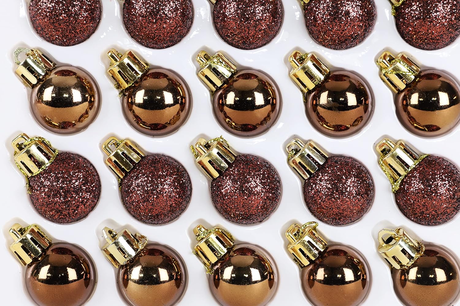 Christmas Concepts® Pack of 25-25mm Mini Christmas Tree Baubles - Shiny, Matte & Glitter Decorated Ornaments (Mocha) - Image 5