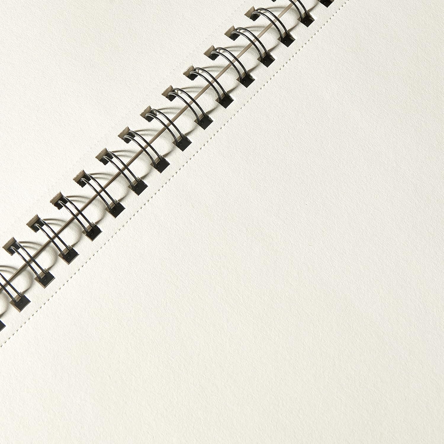 Daler Rowney Simply Medium Grain 100 GSM A4 Hardback Spiral Bound Sketchbook, 54 Soft White Sheets, Ideal for Professional Artists & Students