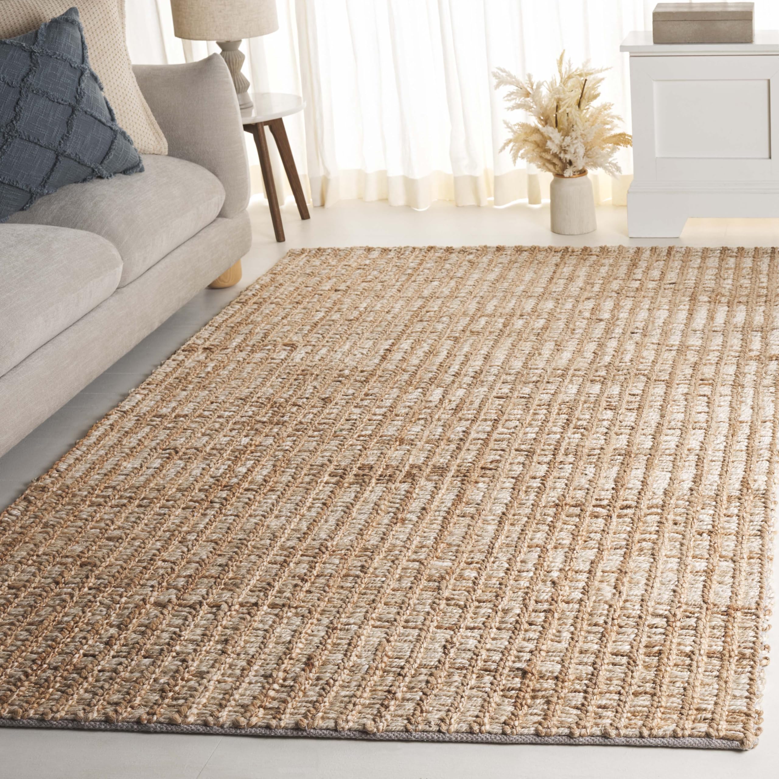 SAFAVIEH Natural Fiber Couture Collection Area Rug - 5' x 8', Ivory & Natural, Handmade Jute, Ideal for The Living Room, Dining, Bedroom (NFC102A)