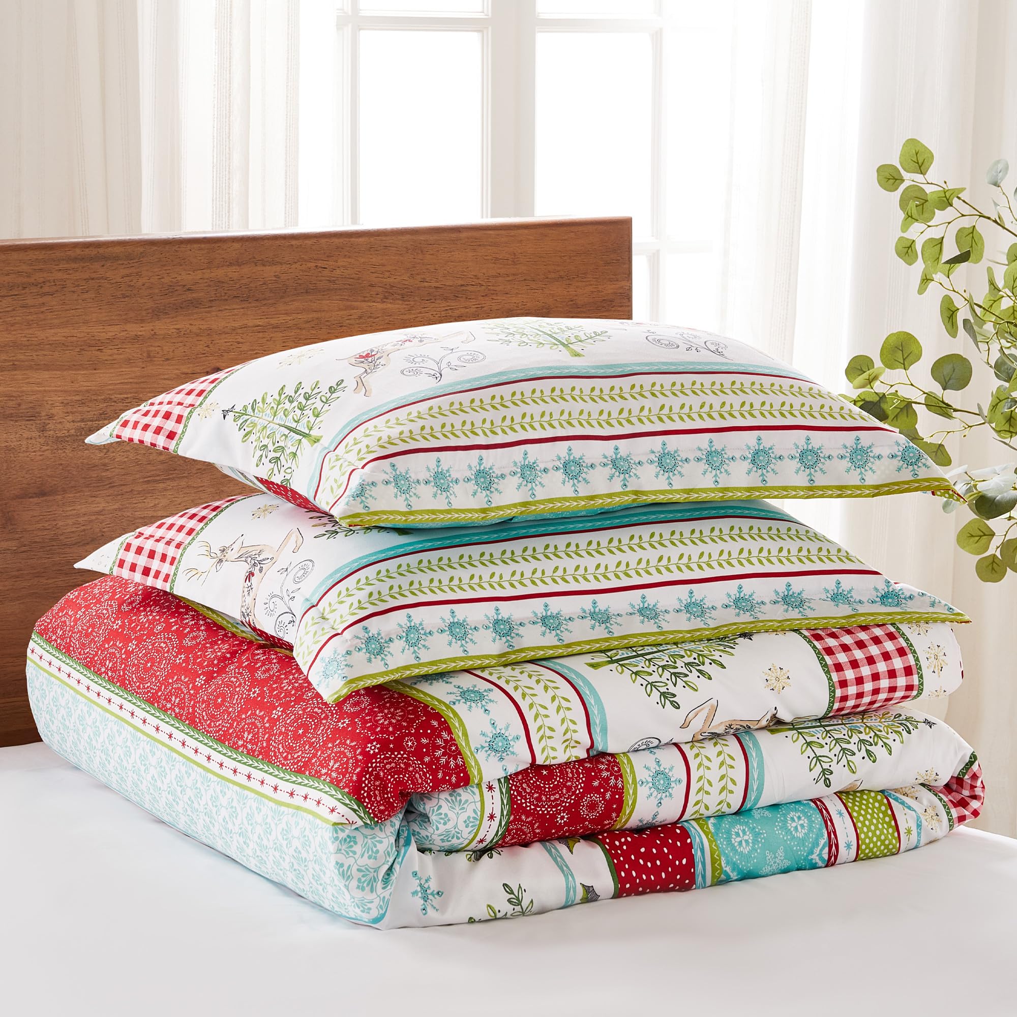 Amazon.com: Levtex Home Merry & Bright Collection - Comet and