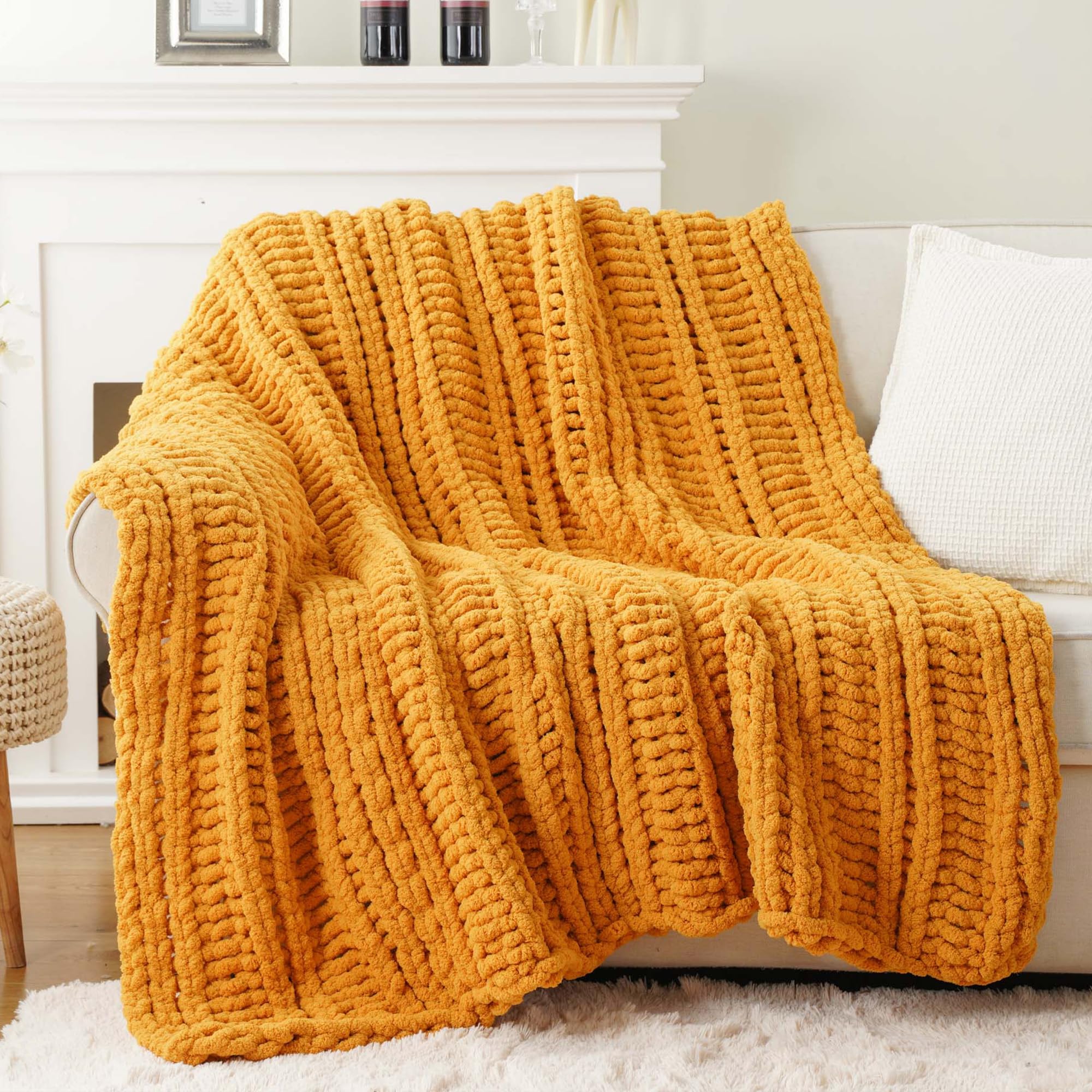 Couverture de salon jaune moutarde pour réchauffer vos moments de détente