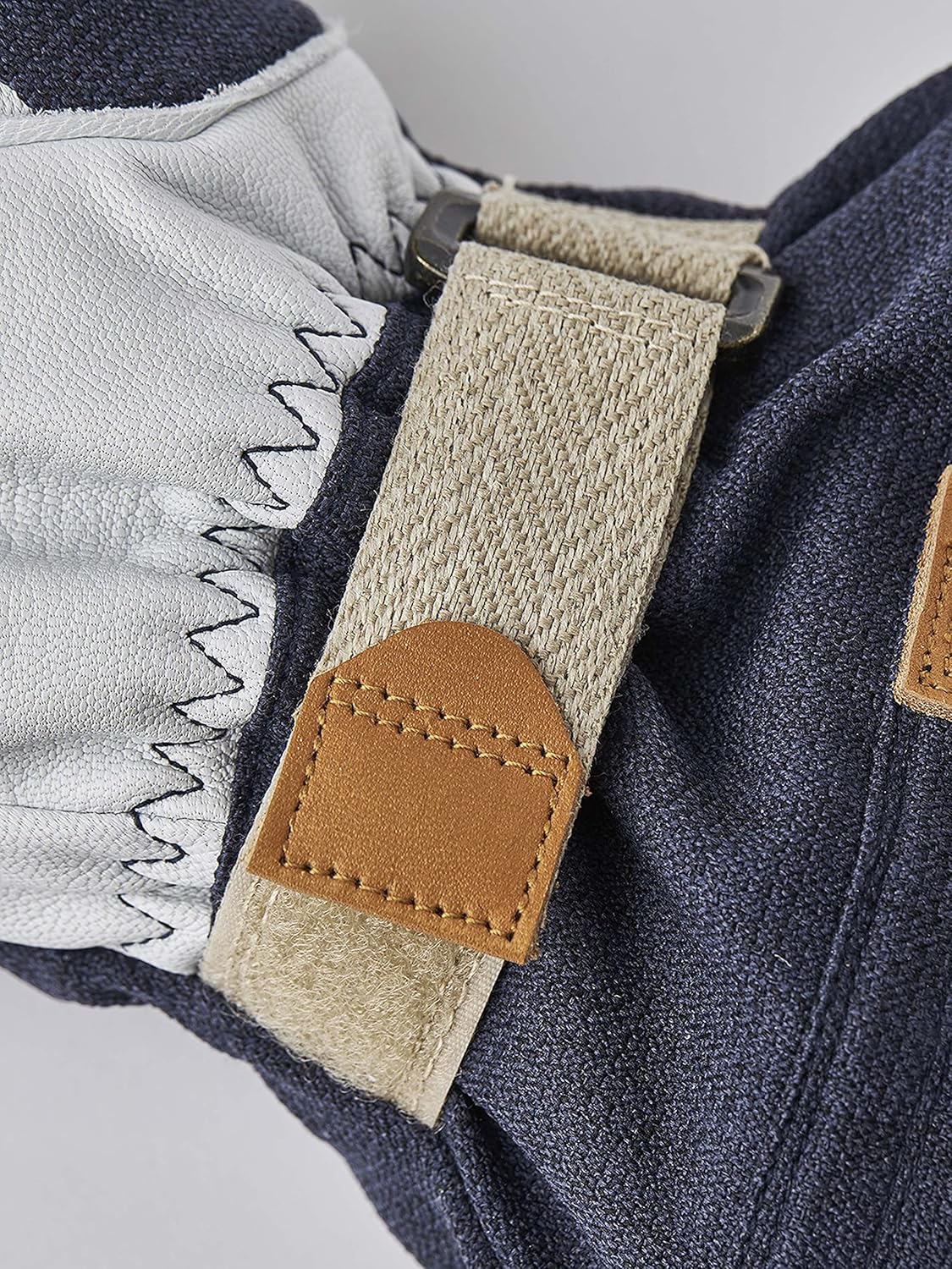 Hestra Army Leather Patrol Gauntlet - Classic Leather Snow Mitten for The Mountains
