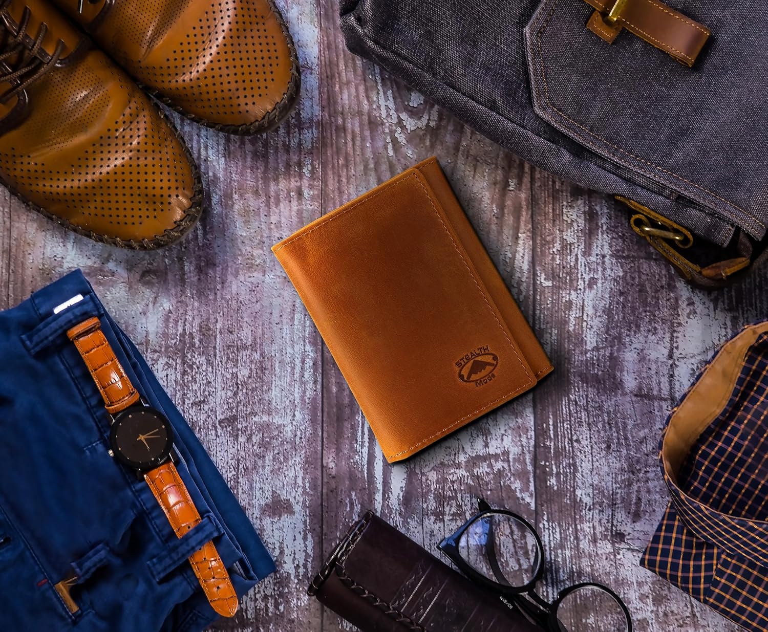 Stealth Mode Trifold Leather Wallet for Men with RFID Blocking - Image 3