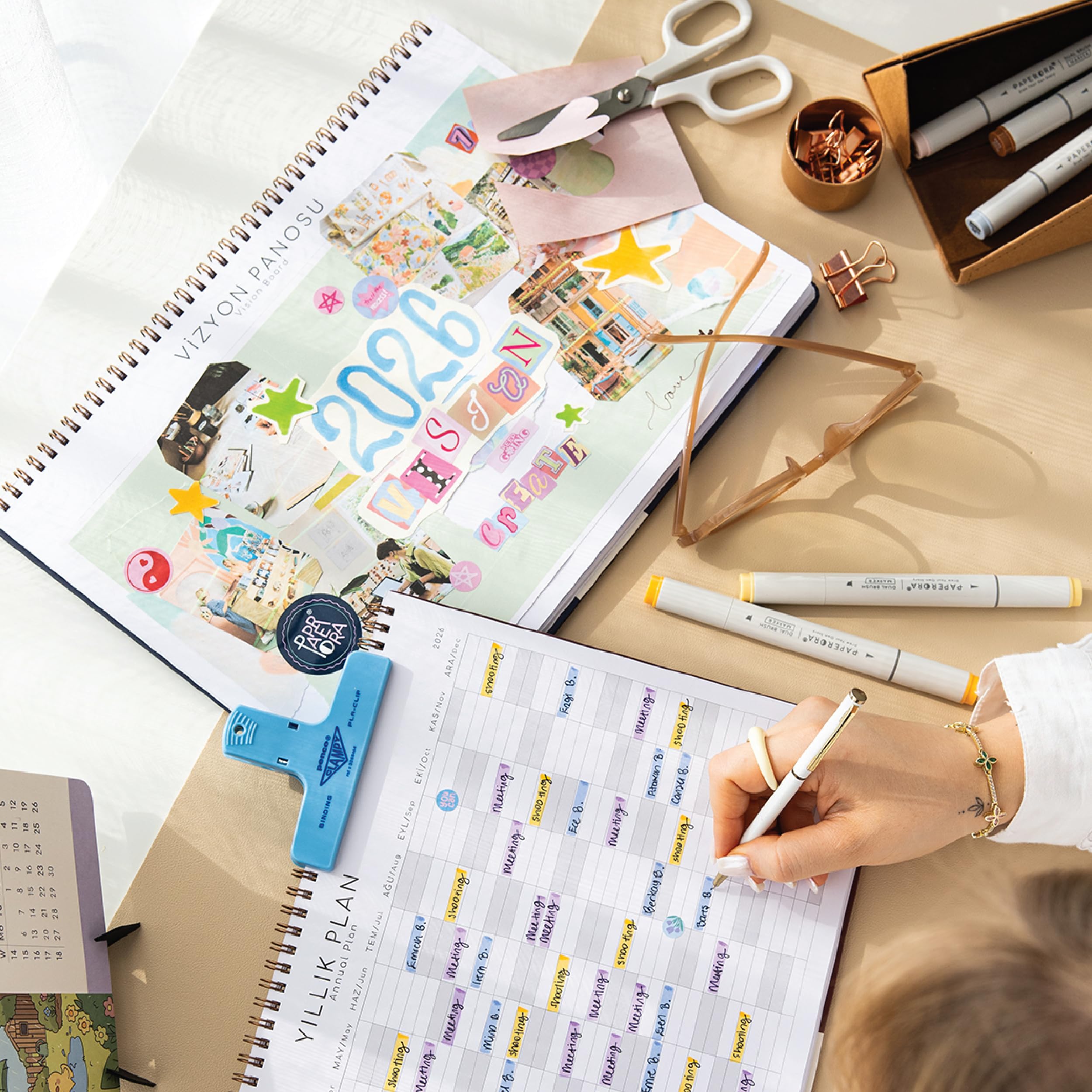 2026 Haftalık Spiralli Masaüstü Planlayıcı 24x34 cm - Desk Planner Siyah