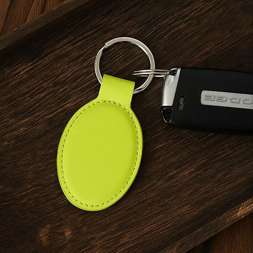 Miniatura 144 de LaserGram Llavero ovalado, Virgen de Guadalupe, grabado personalizado incluido (rústico con oro)