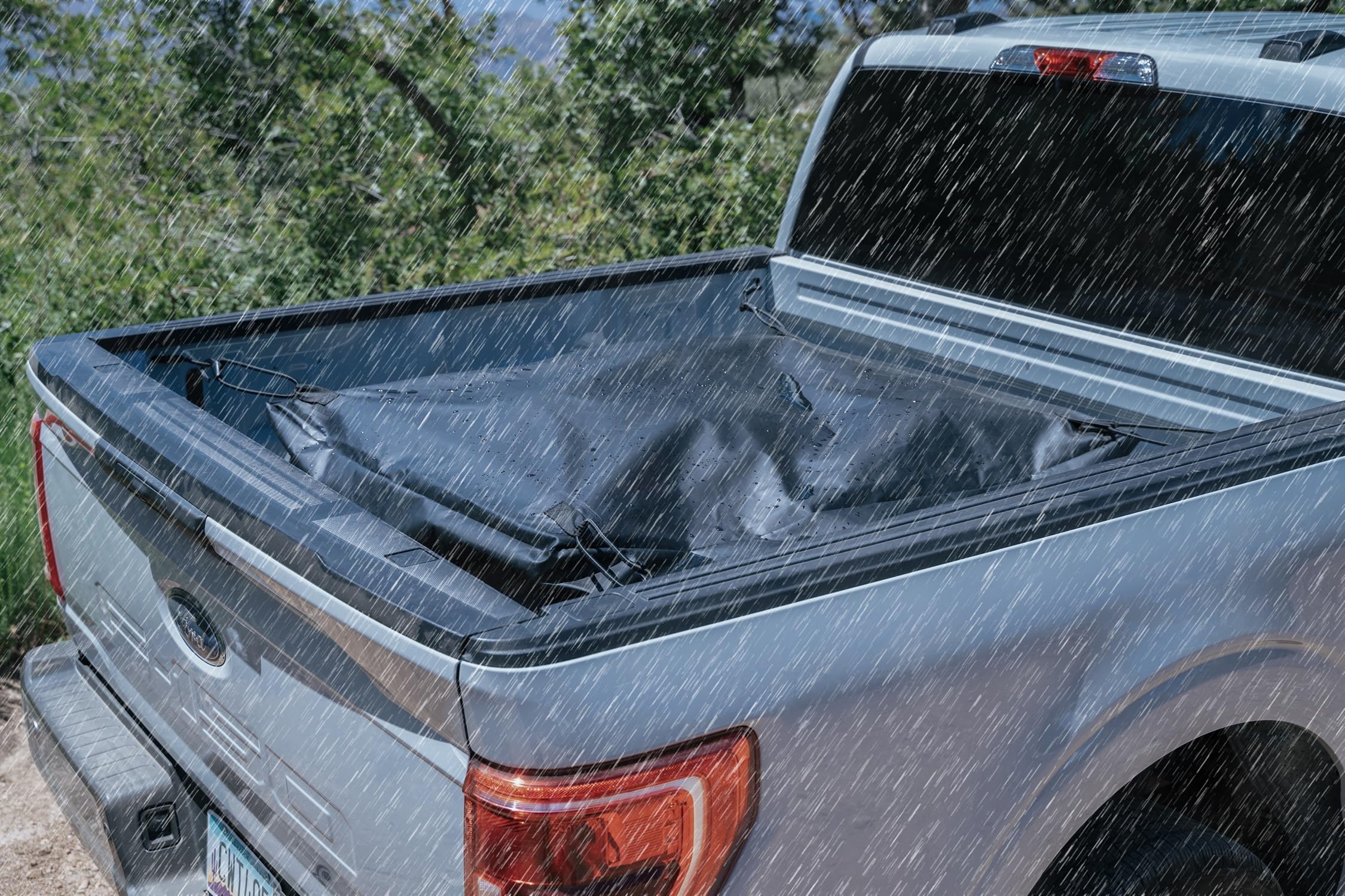 SENYAZON Truck Bed Cargo Bag, Waterproof Pickup Bed Storage, Vehicle Soft-Shell Cargo Carriers, 26 Cubic Feet (51''x40''x22'') Heavy Duty Cargo Bag with 4 Adjustable Bungee Cords