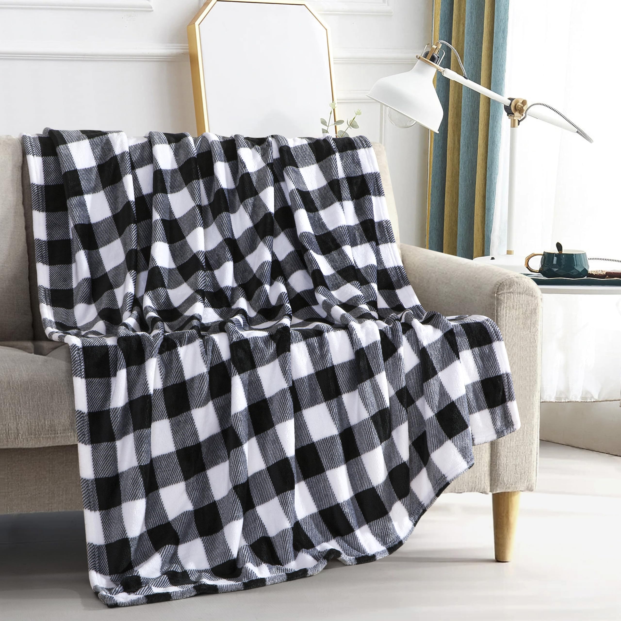 Plaid carreaux de buffle noir pour soirée cocooning, couverture polaire 127x152 cm