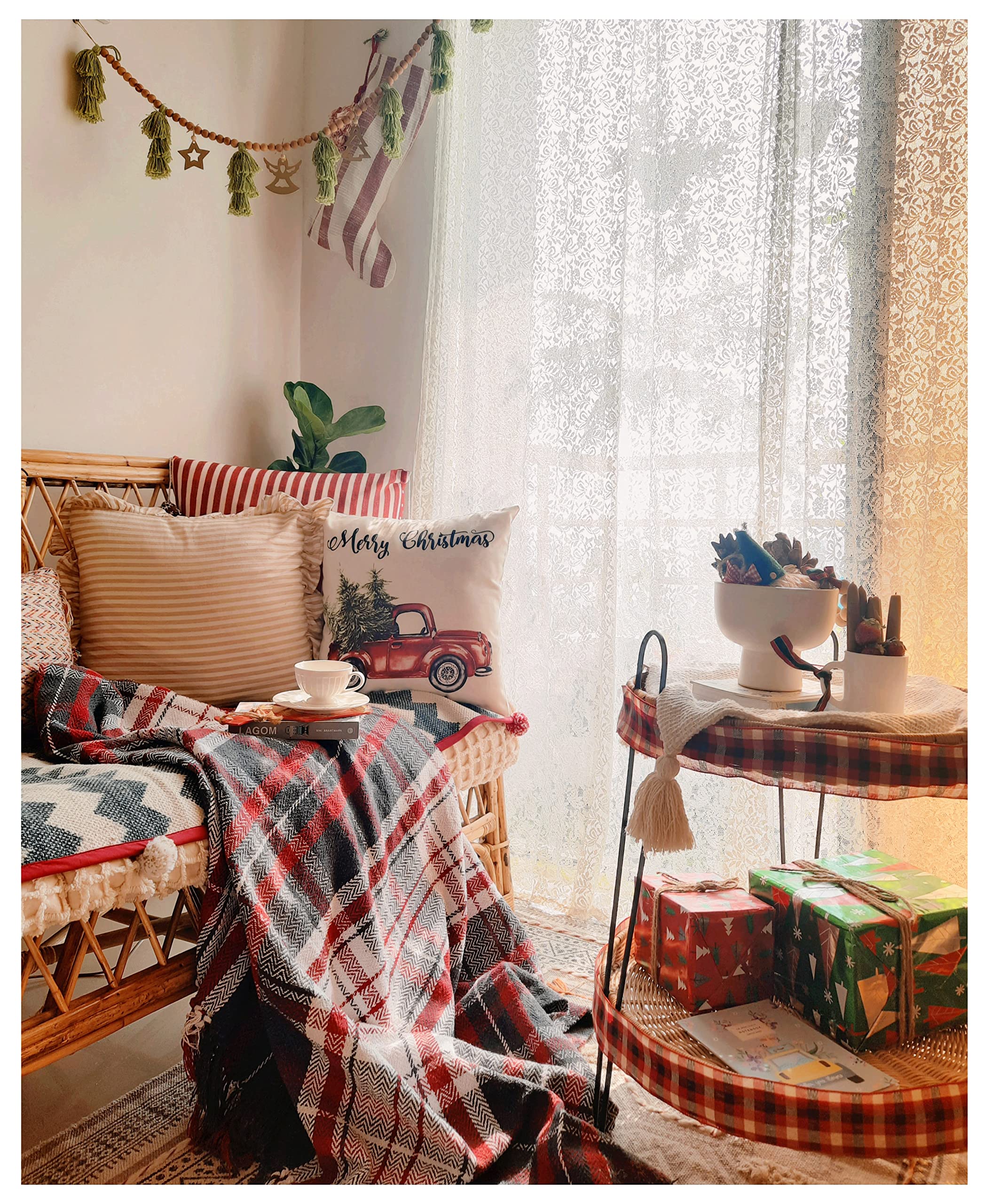 SASHAA WORLD Christmas Throw Blanket - Red & Black -5 SASHAA WORLD Christmas Throw Blanket - Red & Black -5