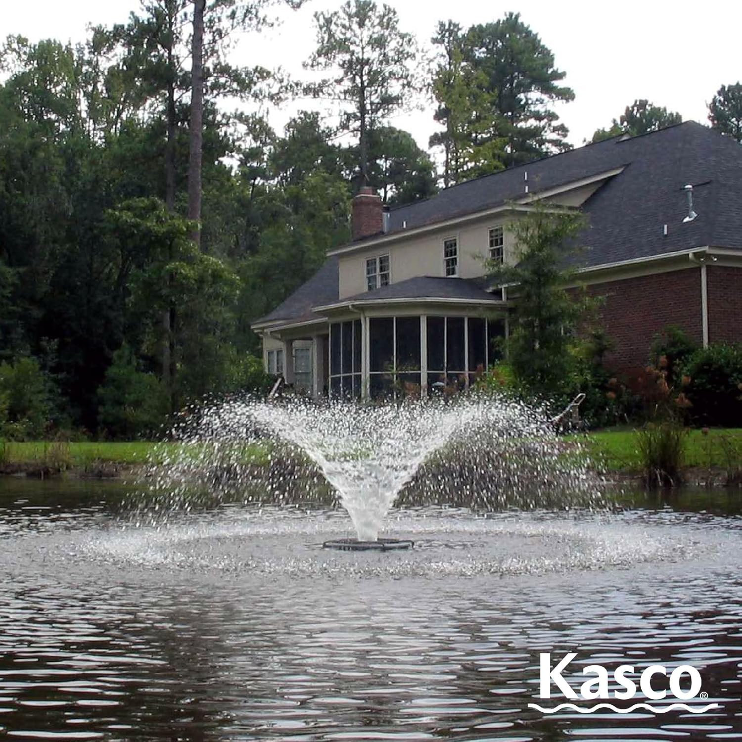 Kasco VFX Series Aerating Pond Fountain - 1/2 Horse Power 120V Single Phase with 100 ft Electric Power Cord | Pond Aerator Pump for Ponds & Lakes | Efficient Pond Aeration Systems
