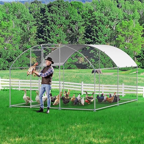 Miniatura 8 de VEVOR Gallinero de metal grande con paso, 13.1 x 9.8 x 6.5 pies para patio con cubierta impermeable, jaula grande para aves de corral para