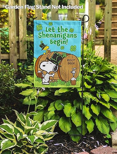 Miniatura 2 de Flagology. com, PEANUTS, PEANUTS St. Pat's Shenanigans Snoopy and Woodstock - Bandera de jardín de 12.5 x 18 pulgadas, bandera para exteriores, tela