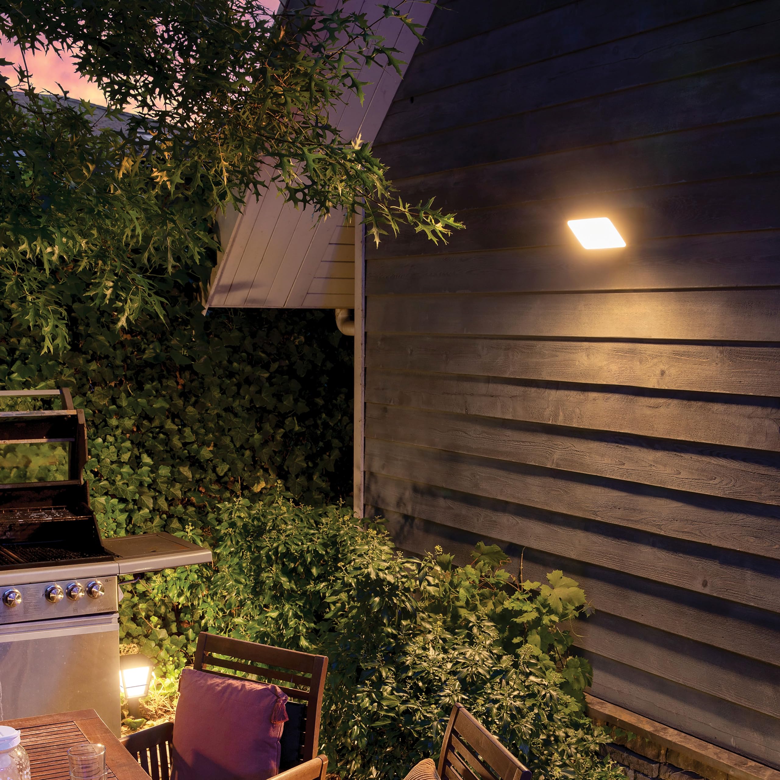 Philips Hue Welcome Lot de 2 projecteurs (Noir) | Luminaire exterieur - Blanc chaud - Hue White