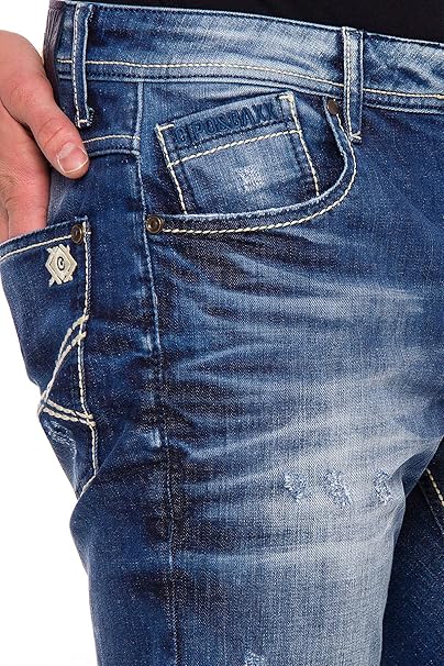 Cipo & Baxx Herren Jeans Regular Slim Fit Hose Dicke Nähte Jeanshose
