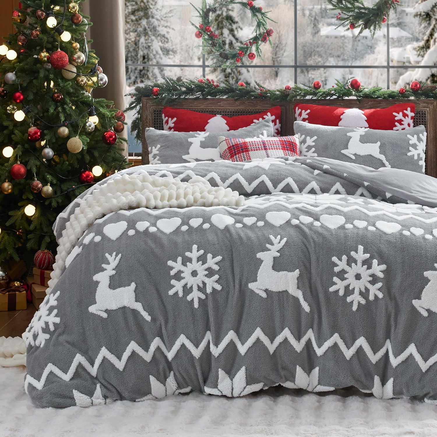 Bedsure Fluffy Christmas Duvet Cover Set - Ultra Soft Plush Shaggy Comforter Cover King Size, Warm Flannel Fleece Bed Sets for Winter, 3 Pieces, Reindeer Pattern, Grey King (104" x 90") 04 - Grey Reindeer (No Comforter)