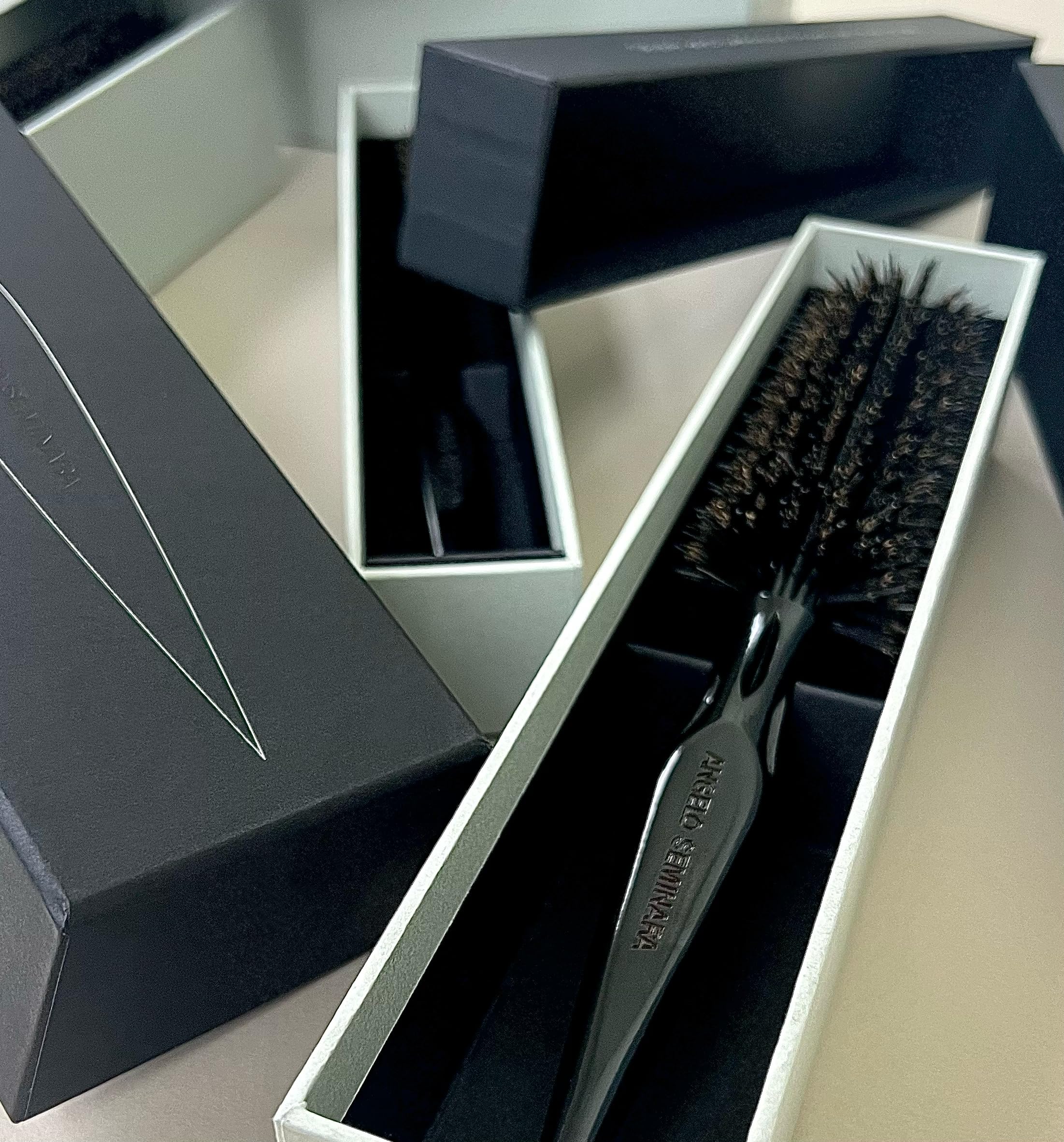 Volume and Waves Master Brush - Cepillo redondo mediano, cerdas de nailon y jabalí, mango de madera de haya