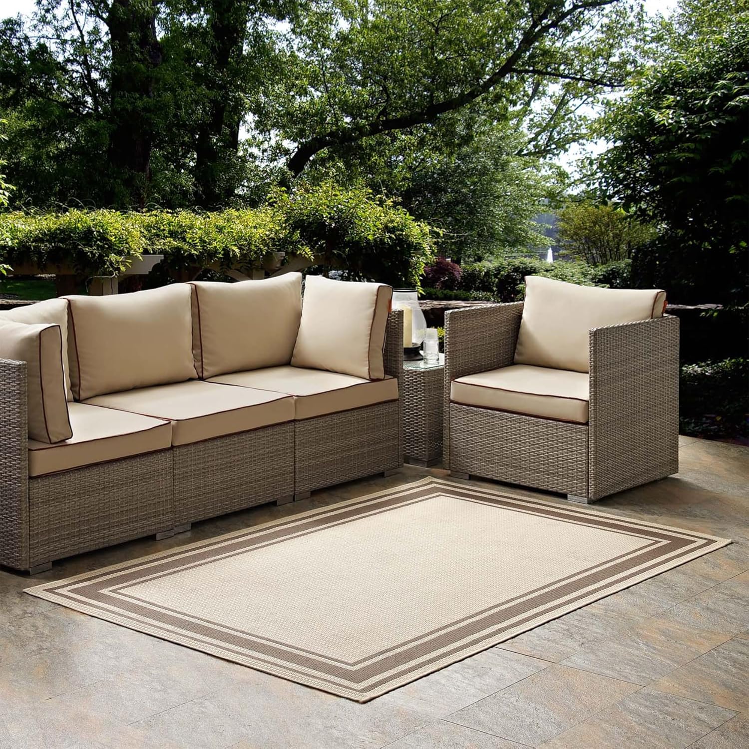 Rim Light and Dark Beige 5x8 Synthetic Indoor/Outdoor Area Rug