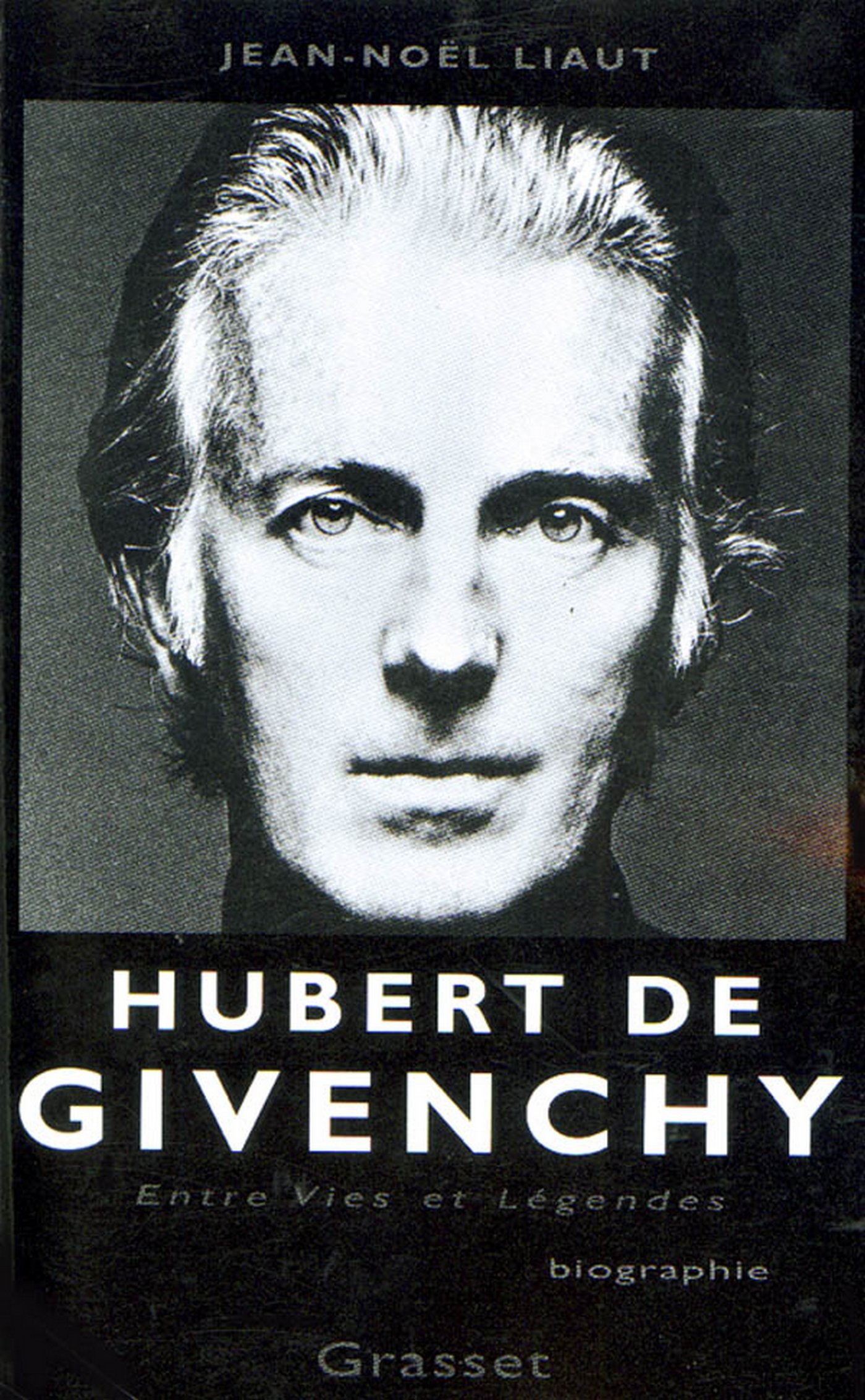 Hubert de Givenchy eau de parfum boisé aromatique pour homme moderne