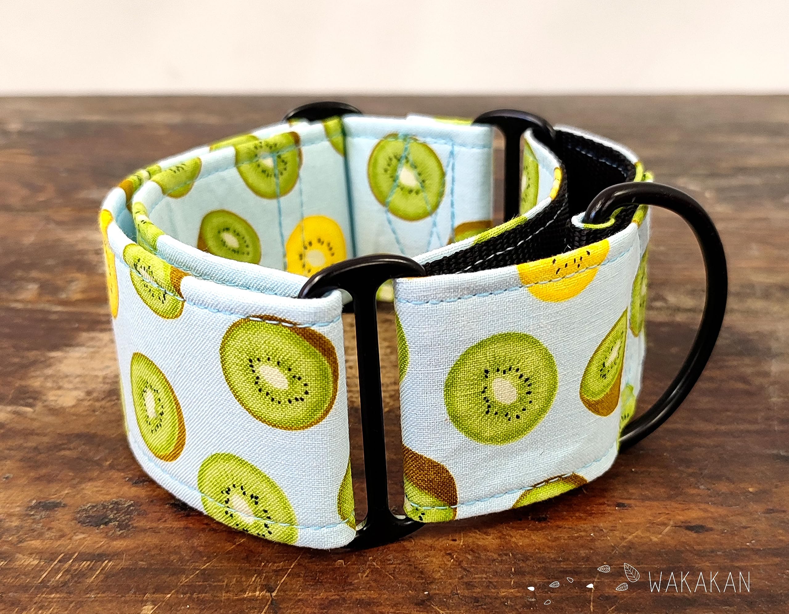 Collar Martingale Para Perro: Juicy Kiwi, Hecho a Mano en España por Wakakán