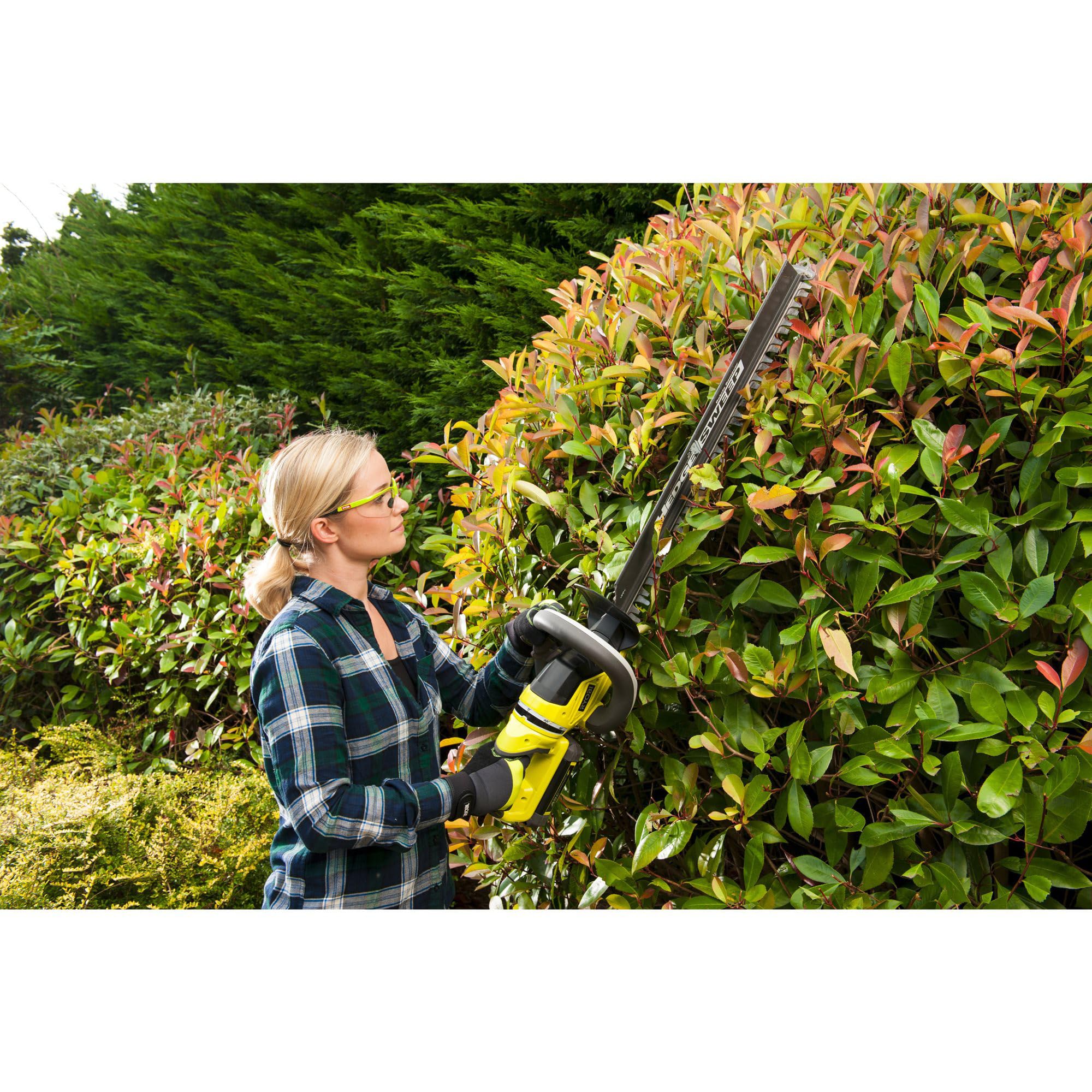 RYOBI RHT36C61R20S 36 V akumulatorowe nożyce do żywopłotu, zestaw z akumulatorem i ładowarką, długość noża 60 cm