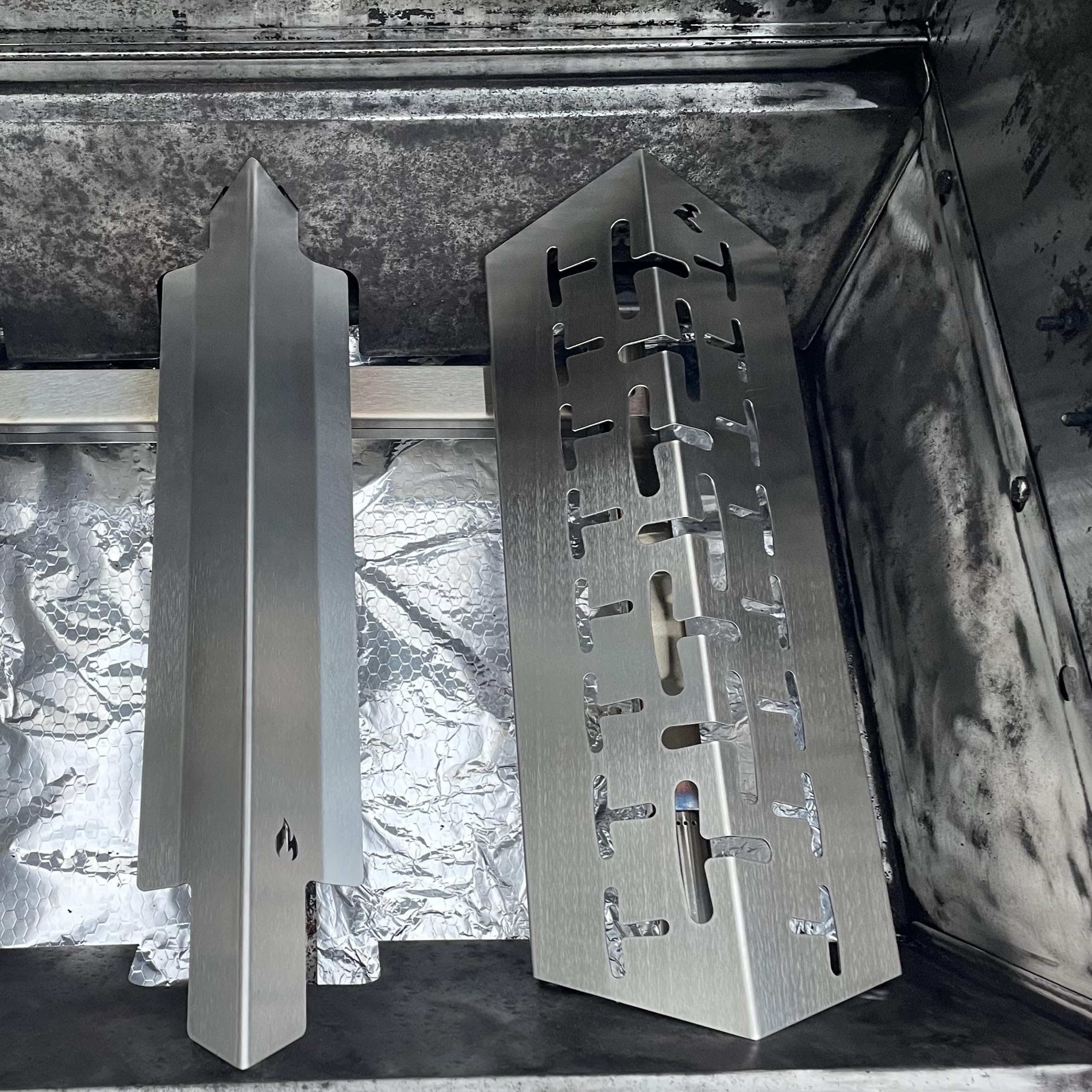 Grillrost.com Das Original Aromaschiene für Enders Turbozone - passend für Kansas Pro Design 2020 - Edelstahl