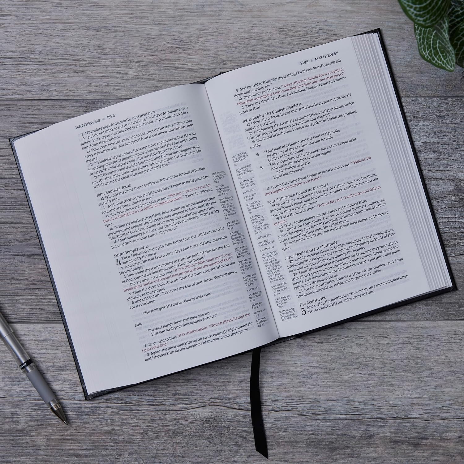 NKJV, Single-Column Reference Bible, Verse-by-verse, Green Leathersoft, Red Letter, Comfort Print - Image 6