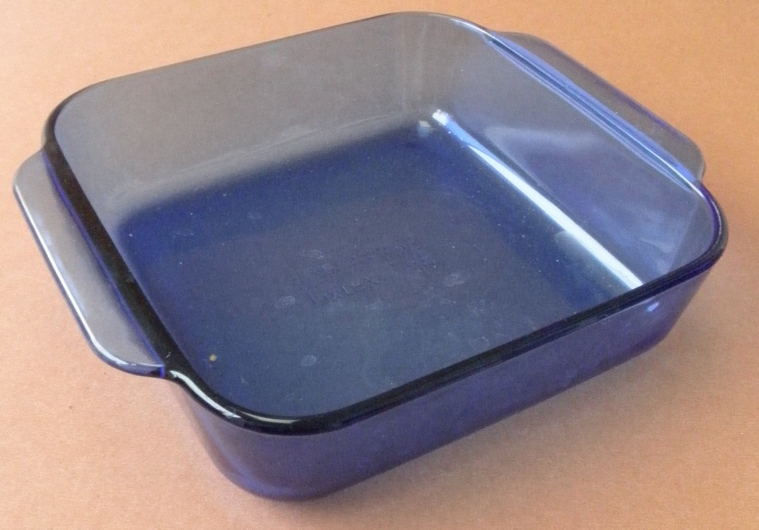 pyrex blue baking dish