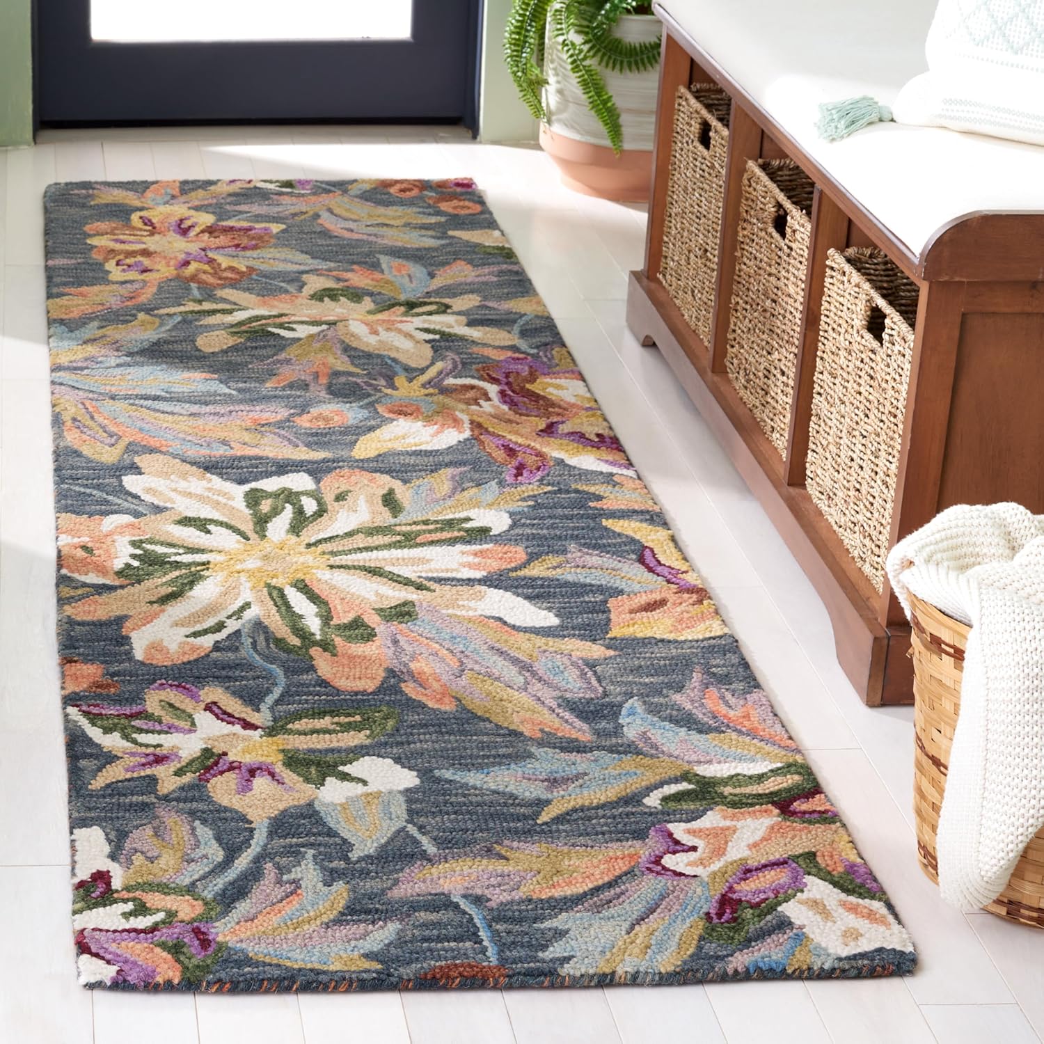 SAFAVIEH Blossom Collection Accent Rug - 4' x 6', Black & Plum, Handmade French Country Floral Wool, Ideal for High Traffic Areas in Entryway, Living Room, Bedroom (BLM467Z)