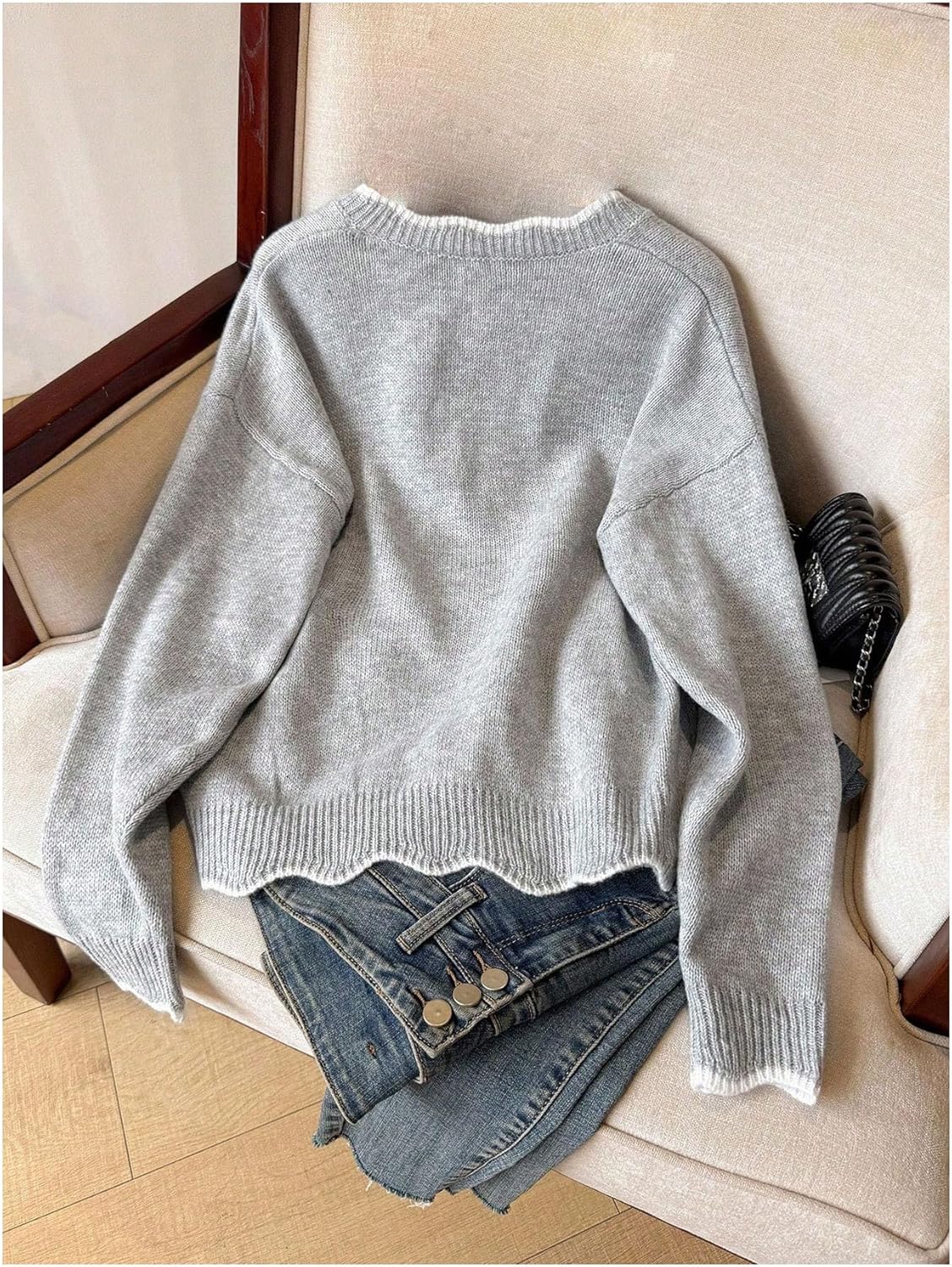 MakeMeChic Women's Floral Sweater V Neck Long Sleeve Scallop Trim Fall Knitted Pullover Tops - Image 2