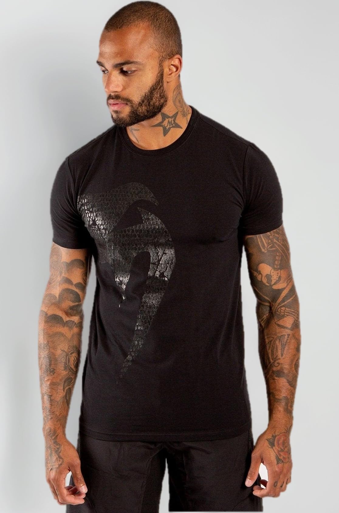 VENUM Men's Regular Fit T-Shirt (EU-VENUM-2015-S_Black_Small)