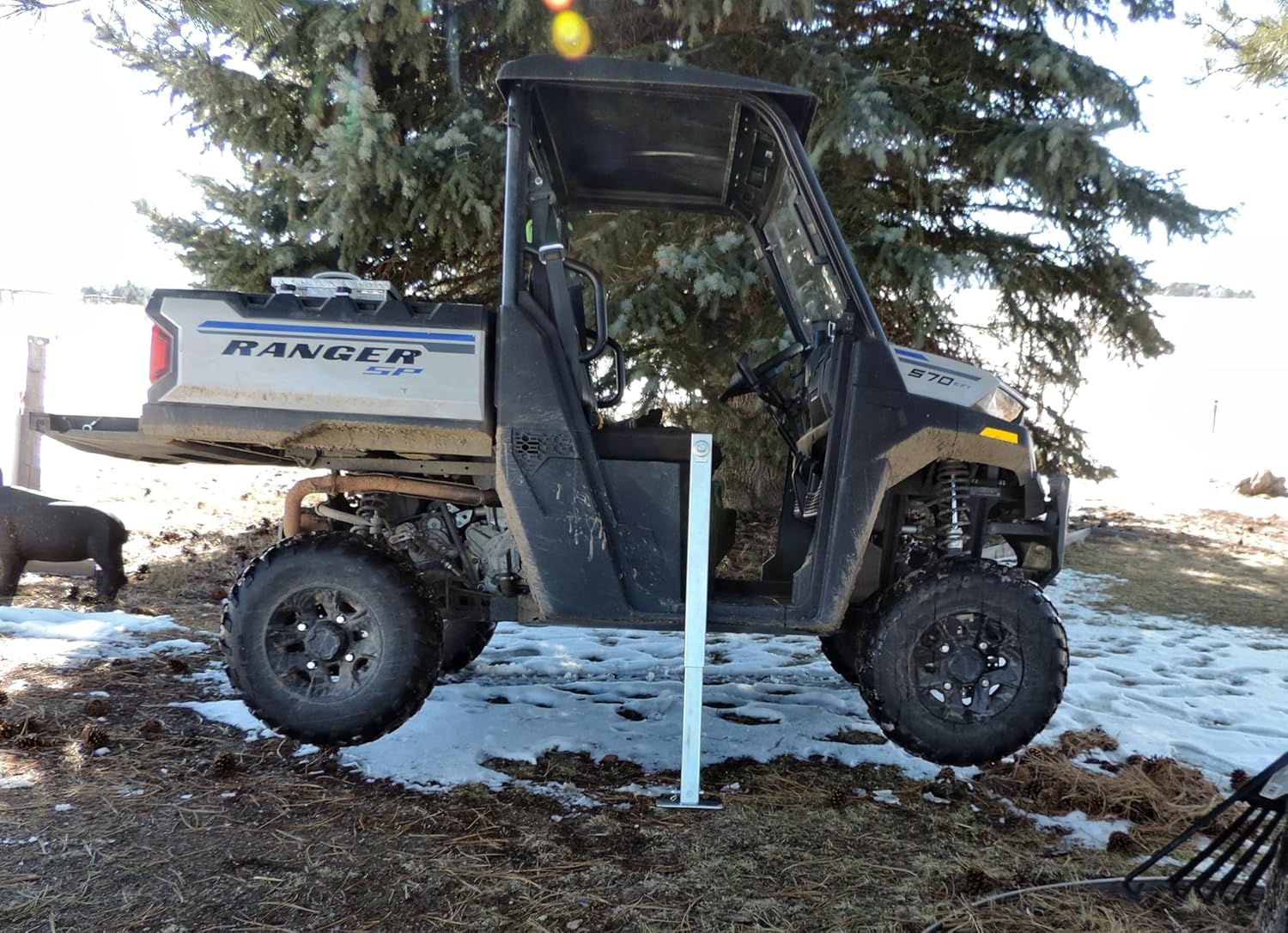 ATV UTV Jack for Polaris, Yamaha, Honda, Can A m Quick Lift Jack and Roll Bar Mounting System 2,500 lb Capacity U-5500 RC