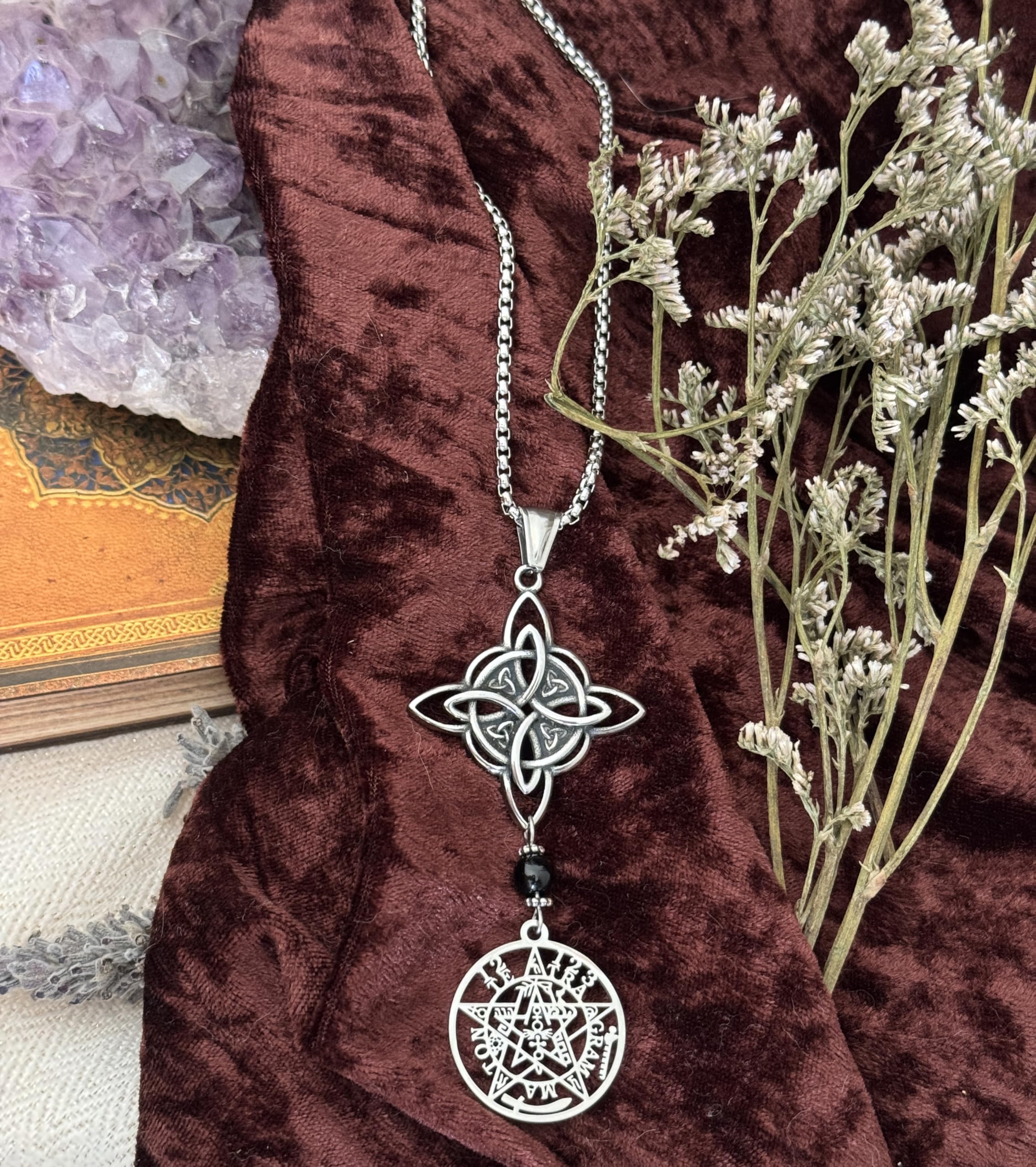 Simboliks Colgante Tetragrammaton con Nudos de Bruja mineral negro, Amuleto Triple Protección, Acero Inoxidable, Joyería Esotérica para Energía y Protección Espiritual, Regalo Bruja, Obsequio pulsera