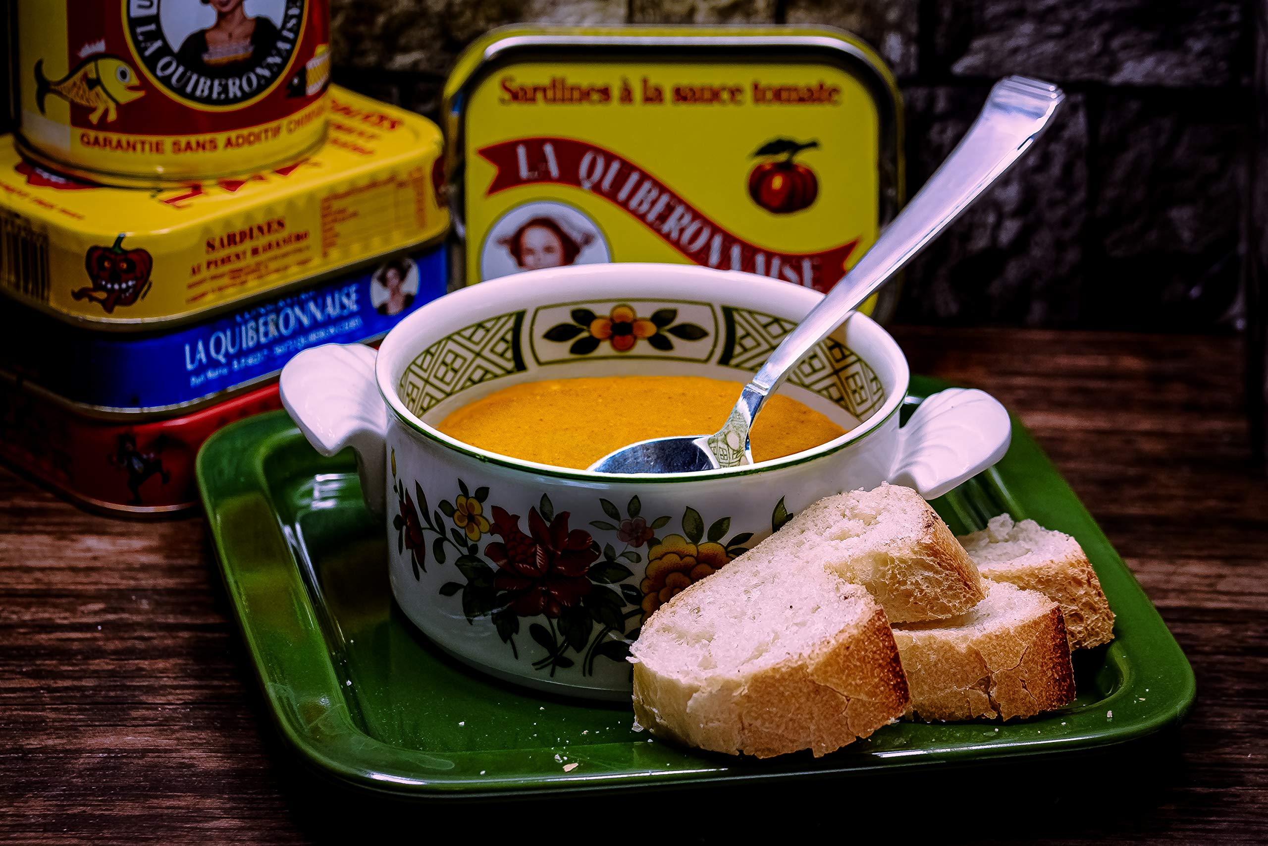 Fisch – SARDINEN-MIT-HABANERO-CHILISCHOTEN la quiberonnaise sardines filets au piment Habanero 12x 115g pikant-scharfer Geschmack mit Habanero-Schoten in dekorativer Dose (12)