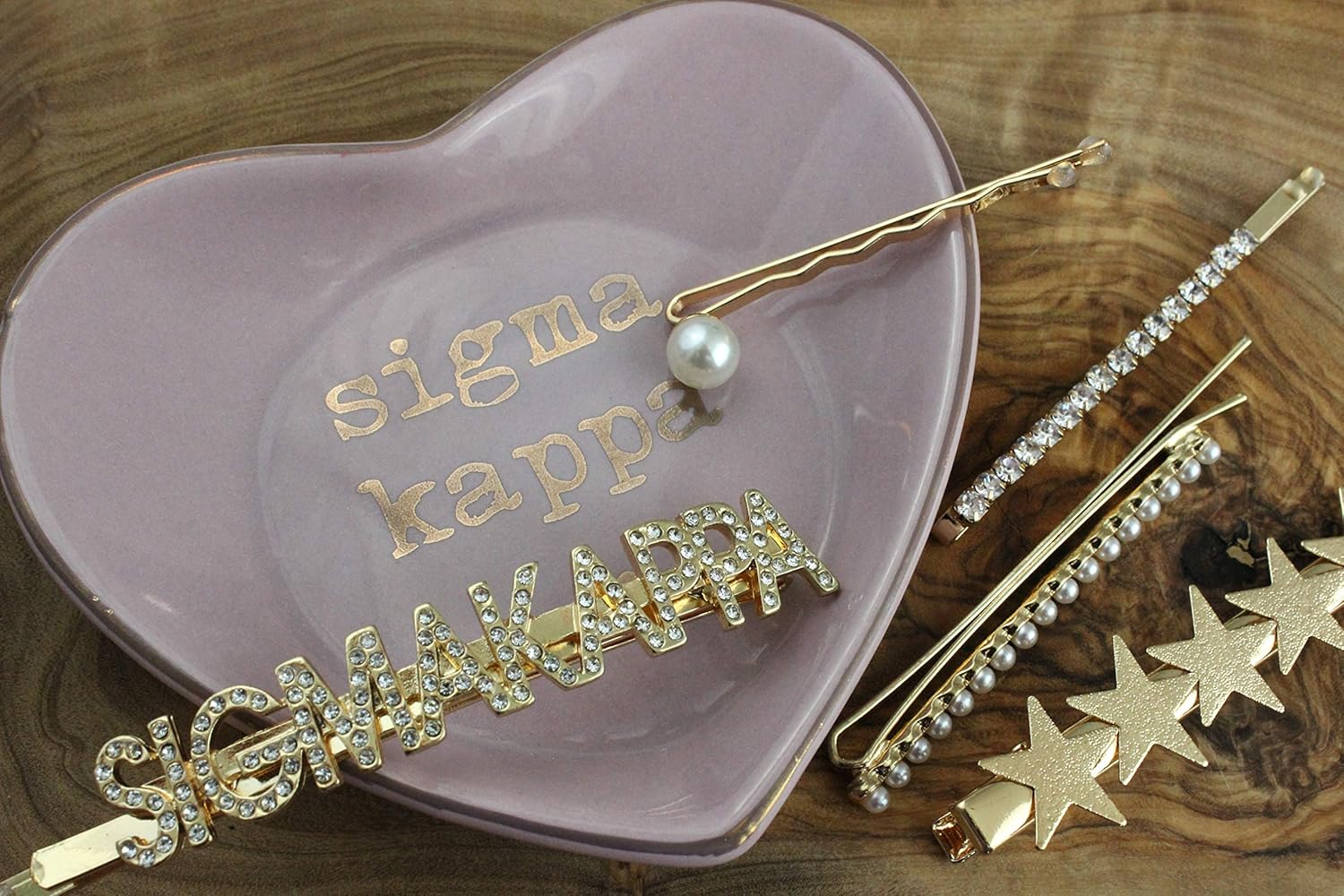 Sorority Shop Sigma Kappa Jewelry Dish - Heart-Shaped High-Gloss Finish Ceramic Tray with Gold Detailing, Multi-Function Ceramic Ring Dish for Home or Office, Ideal for Jewelry and Keys