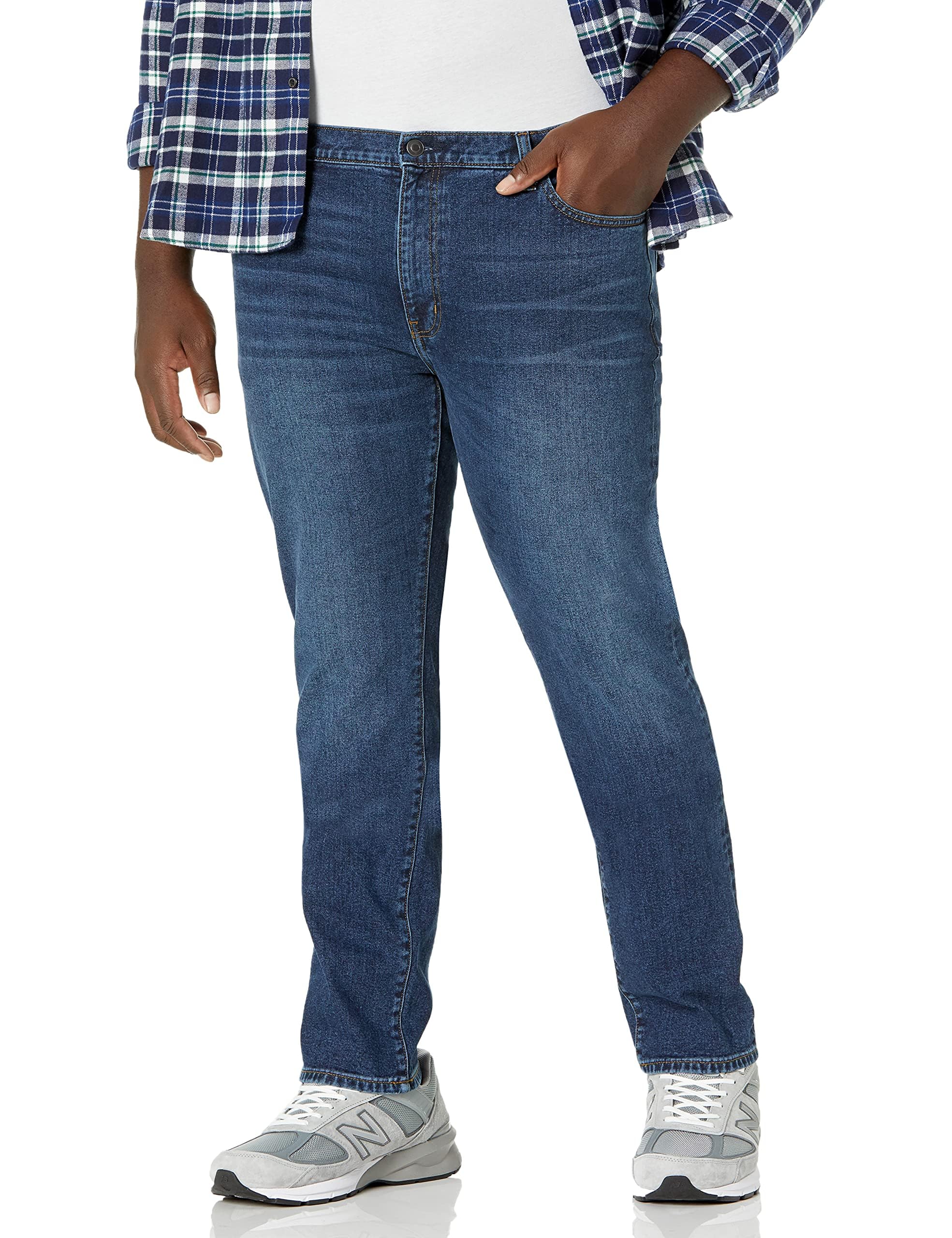 Amazon Essentials Men's Skinny-Fit Stretch Jean - Discontinued Colours, Medium Wash, 33W / 30L