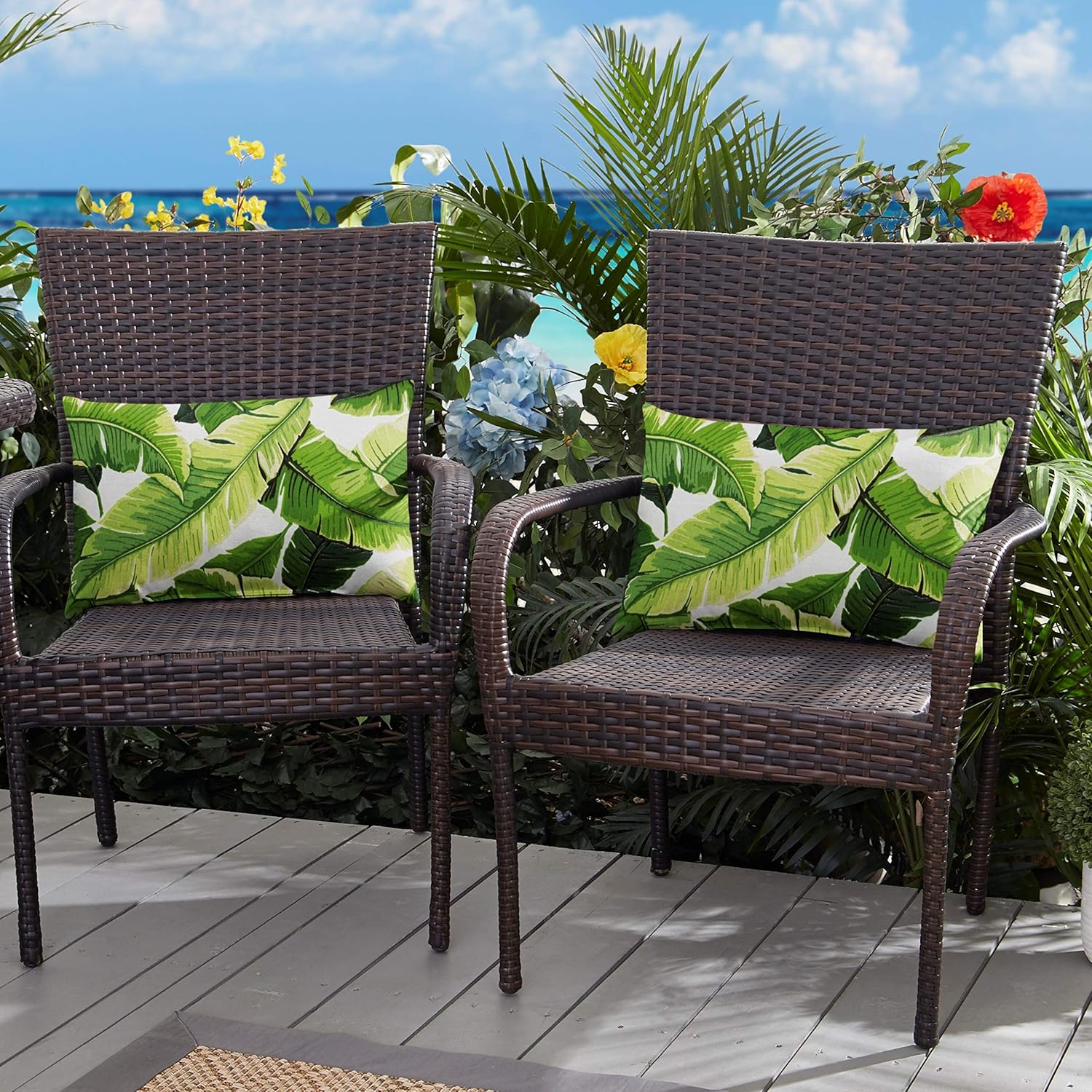 Sorra Home Indoor/Outdoor Knife Edge Pillow Set, Set of 2, Green