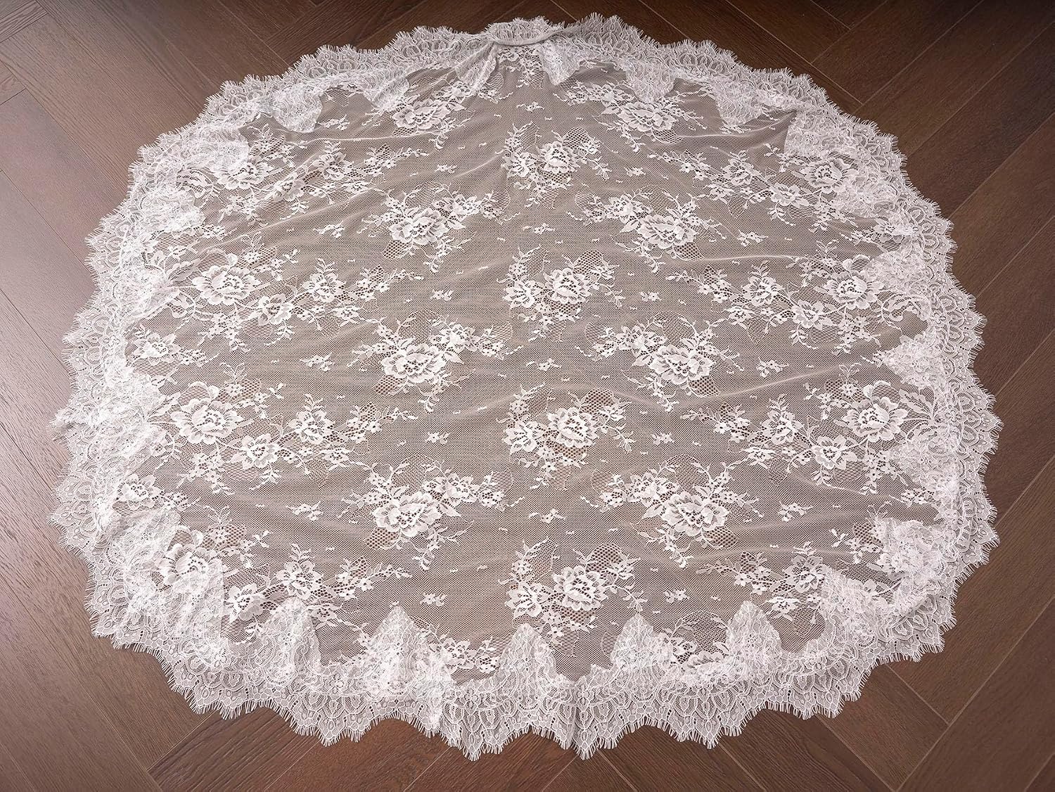 French Lace Fingertip Length Mantila Wedding Bridal Veil with Comb Off White