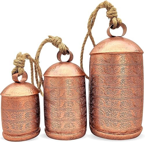 Carfar Juego de 3 campanas grandes de estilo rústico de cobre hechas a mano de metal Harmony Christmas Hanging Cow Bells Set completo en cuerda de