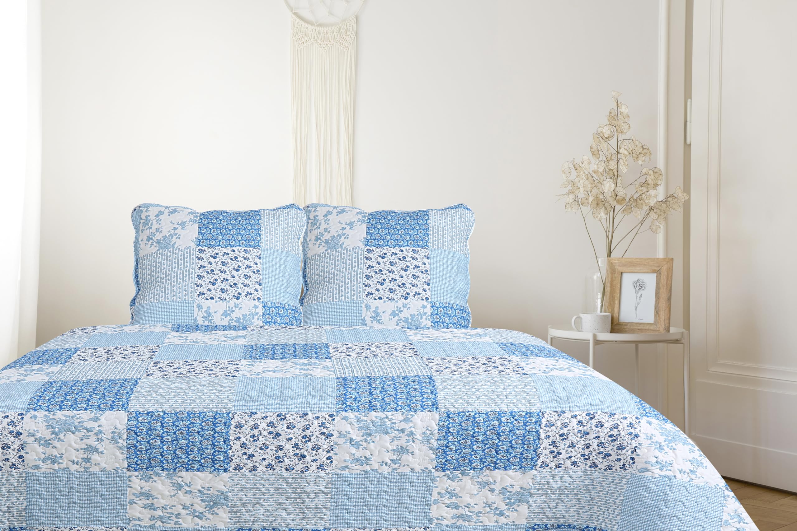 Boutis Patchwork Bleu Mimosa, Dessus de lit 230x250 cm avec 2 Taies d'oreiller 65x65 cm, Couvre-lit Matelassé 2 Personnes, Dessus de lit Fleurs
