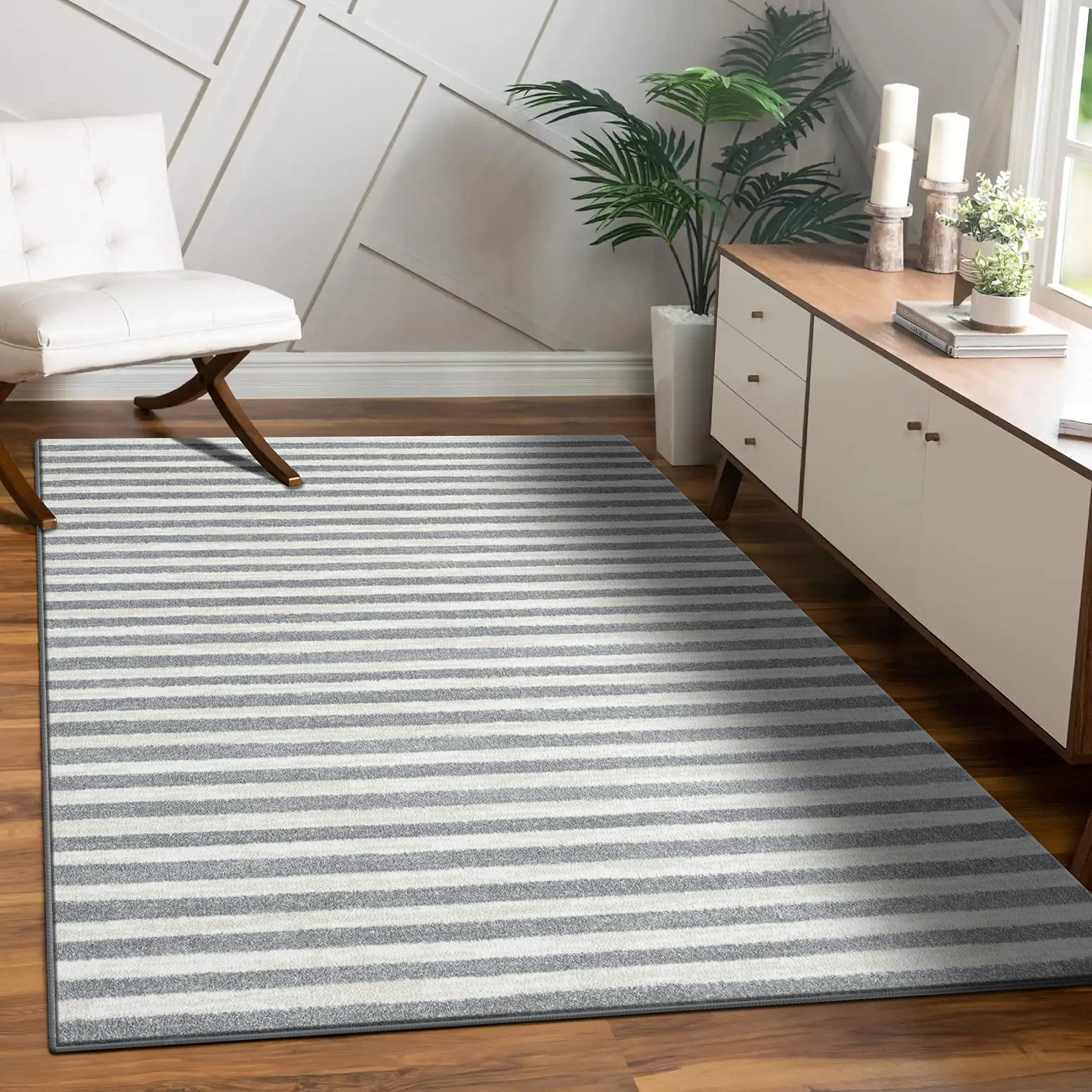 LUXE WEAVERS Daphnes Collection 2800 Grey 5x7 Moroccan Lines Area Rug