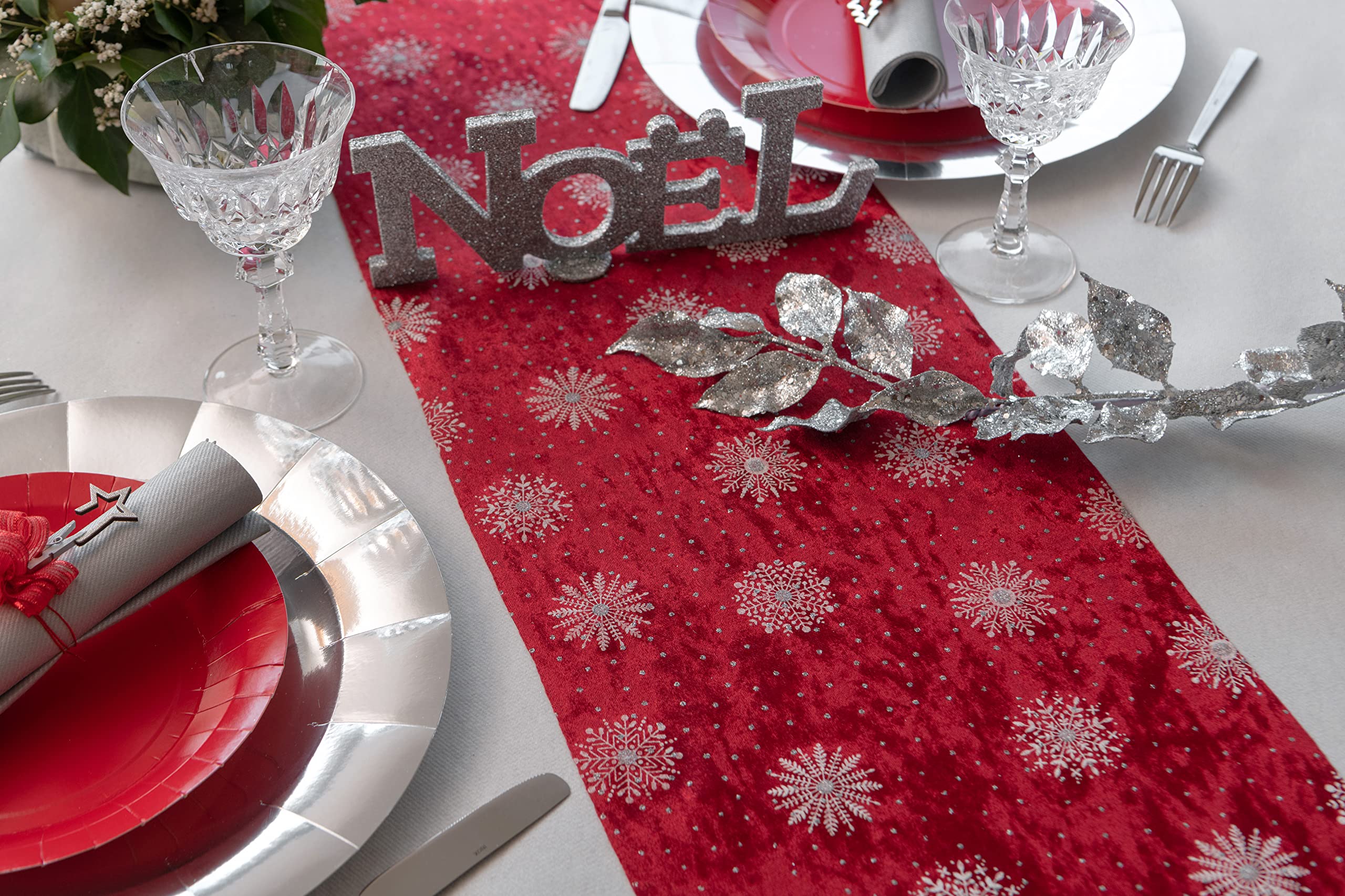 Ribbon Writer Red/White Christmas Table Runner With Snowflakes 28Cm X 2.5M